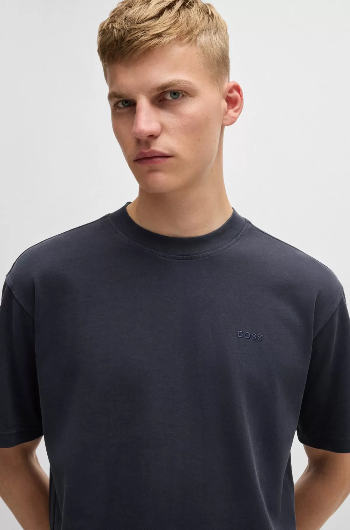 HUGO BOSS Relaxed Fit T-shirt I Ferskenblød Bomuld Med Logo Mørkeblå Discount