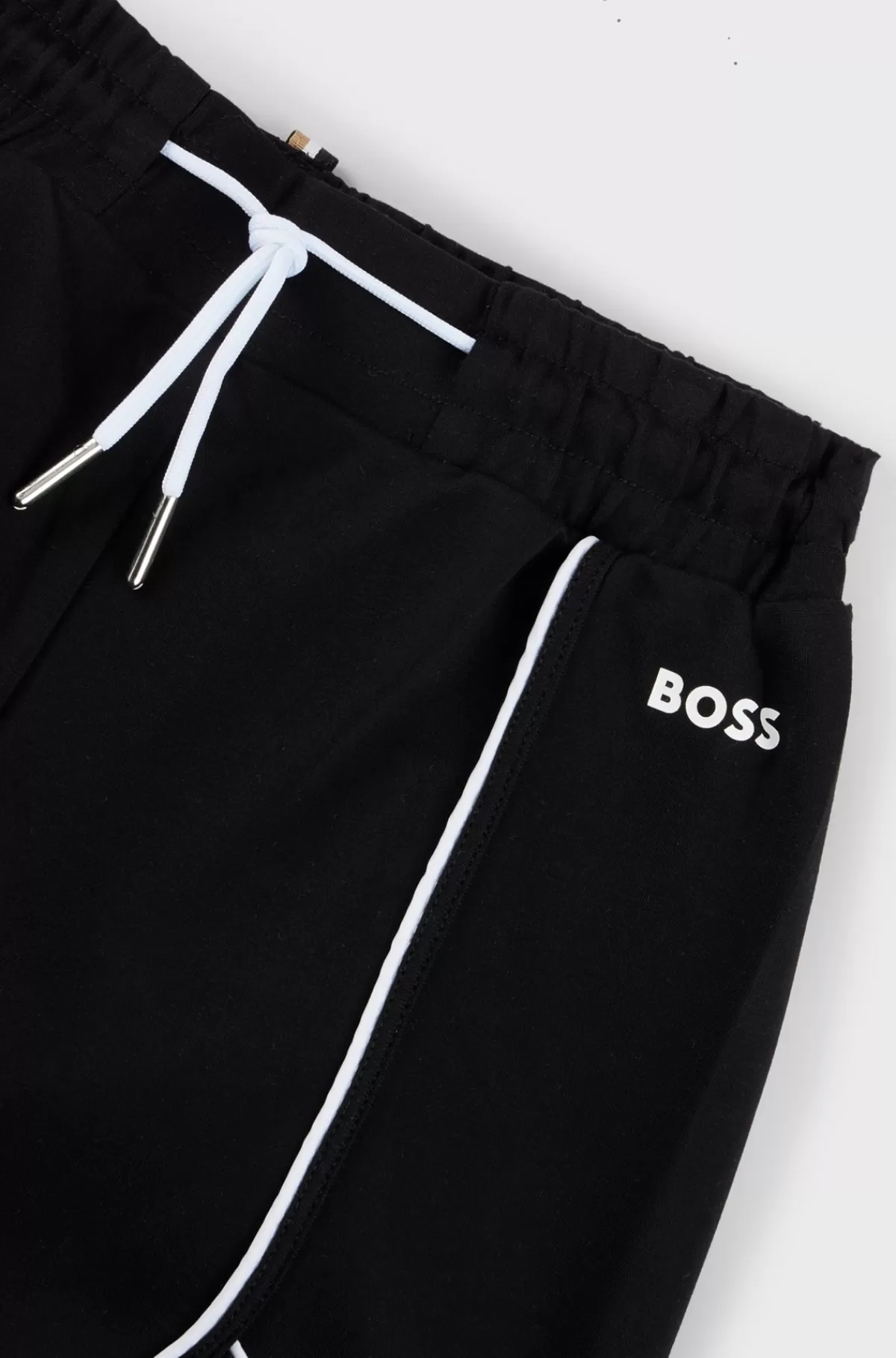 HUGO BOSS Short Til Børn I Stof Med Stræk Og Paspolering Samt Logo Sort Outlet