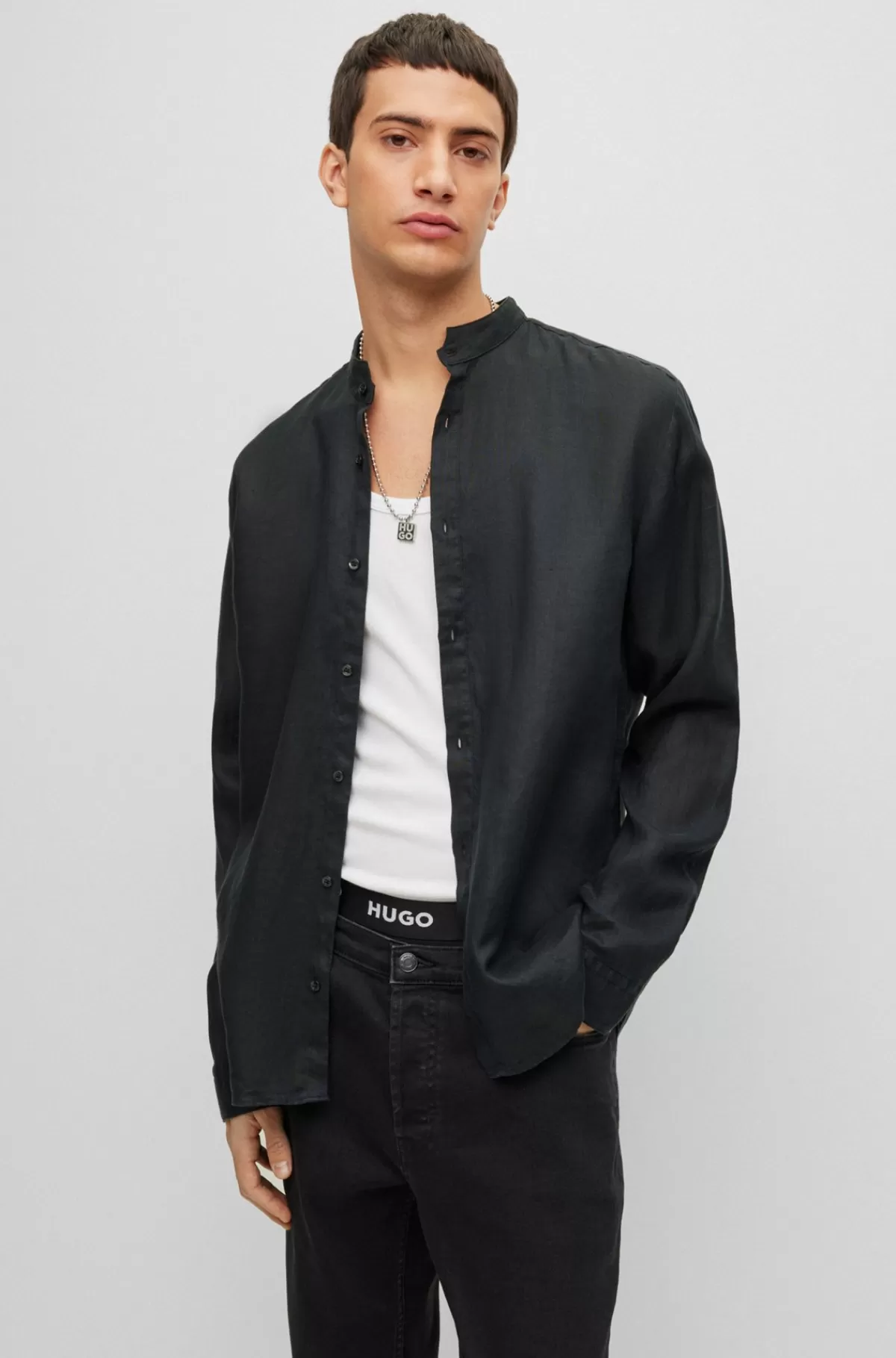 HUGO BOSS Skjorte I Hør Med Slim Fit Og Kinakrave Sort Store