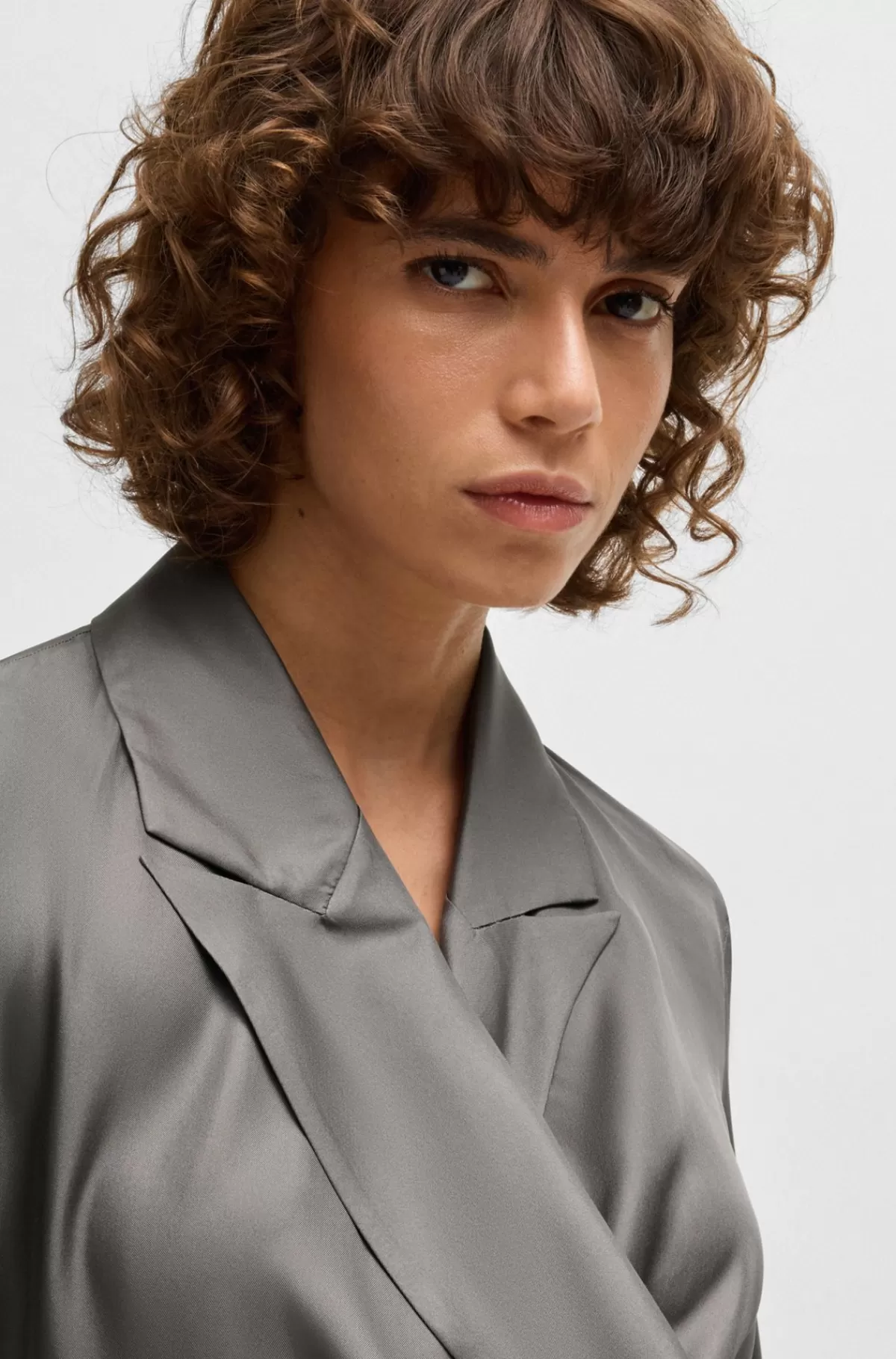 HUGO BOSS Skjorte I Silke Med Slim Fit Og Slå Om-design Foran Mørkegrå Best