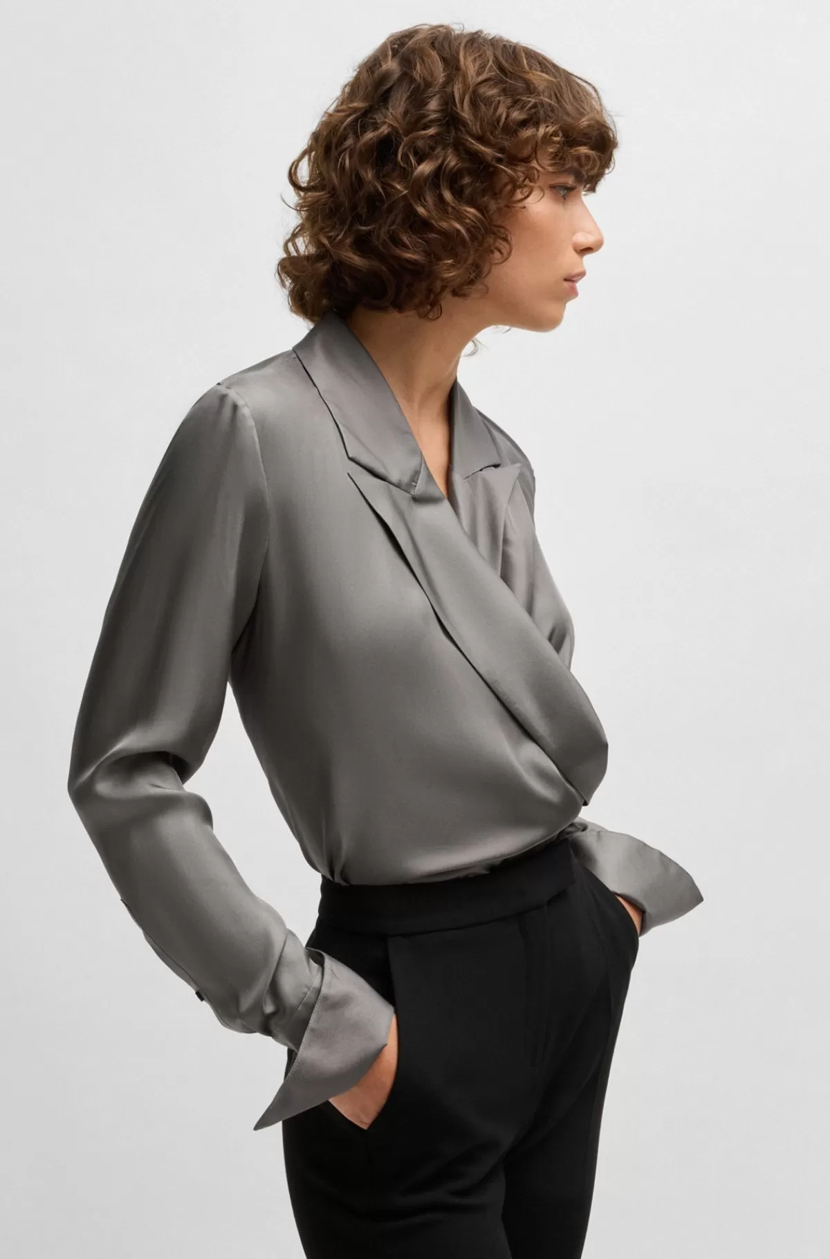 HUGO BOSS Skjorte I Silke Med Slim Fit Og Slå Om-design Foran Mørkegrå Best