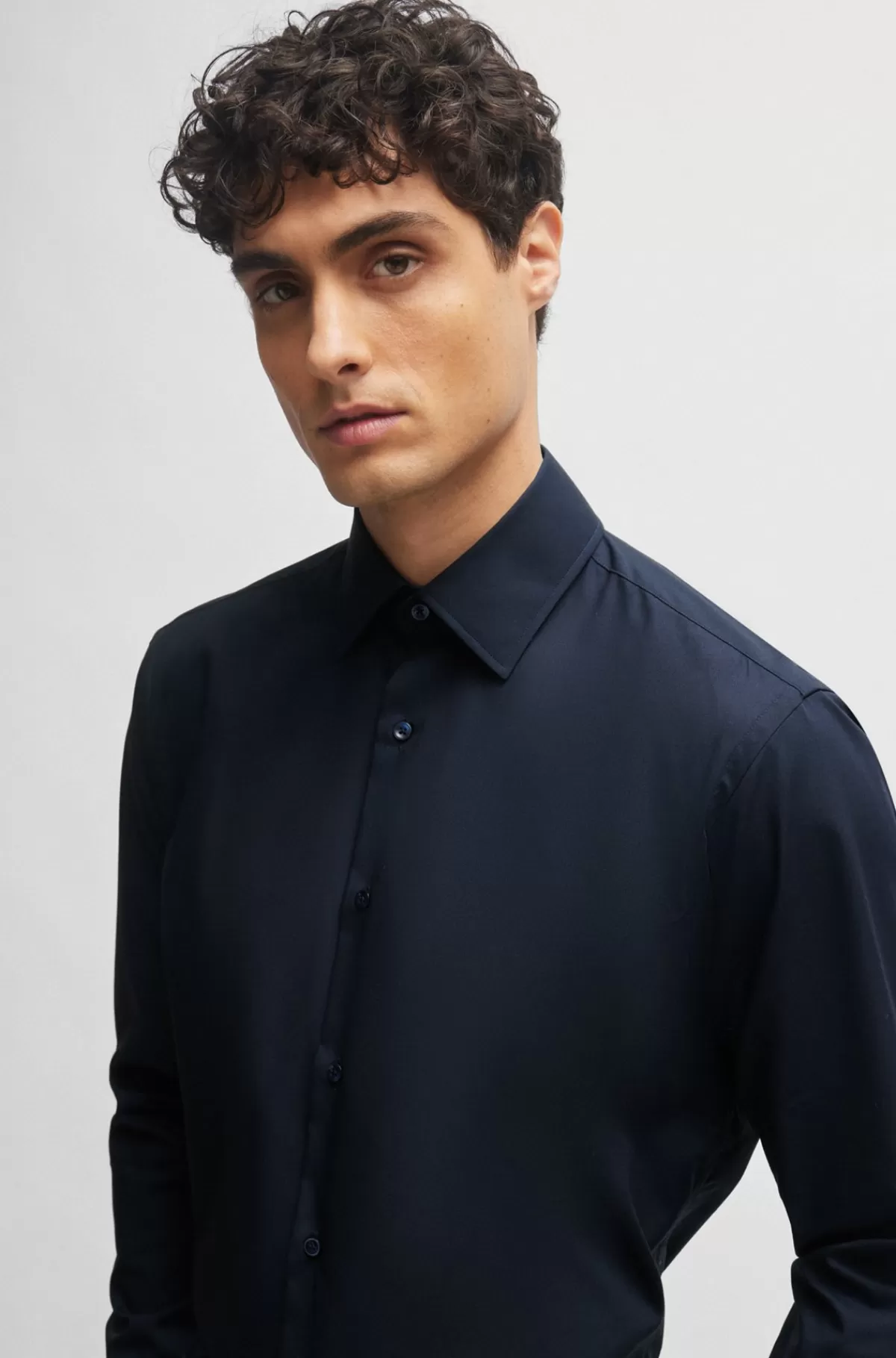 HUGO BOSS Skjorte Med Almindelig Pasform I Bomuldspoplin Med Stræk, Der Er Let At Stryge Mørkeblå Flash Sale