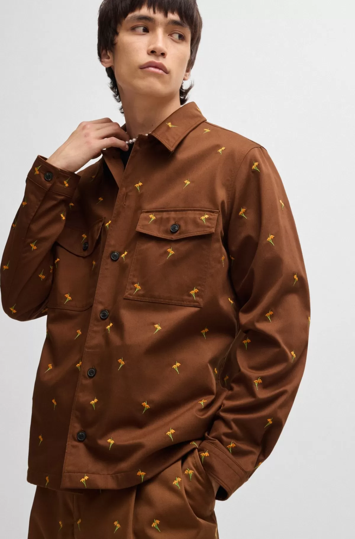HUGO BOSS Skjorte Med Oversize Fit I Twill Med Broderede Blomster Brun Cheap