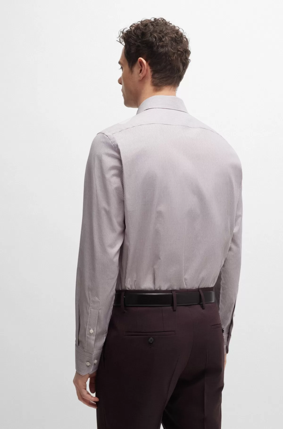 HUGO BOSS Skjorte Med Regular Fit I Strygelet Bomuld Med Stræk Og Striber Mørkerød Hot