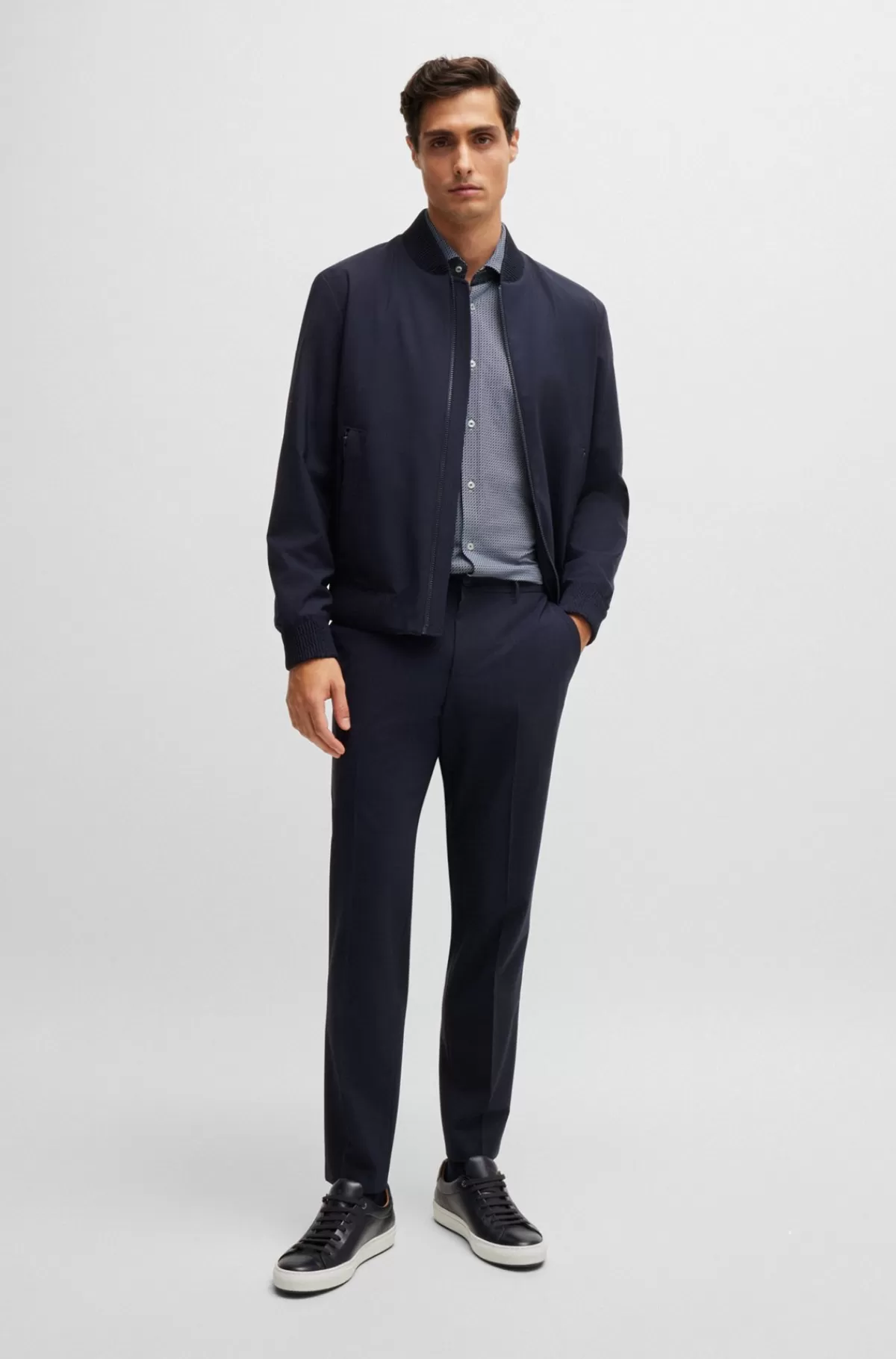 HUGO BOSS Skjorte Med Slim Fit I Materiale Med Performance-stræk Og Geometrisk Print Mørkeblå Sale