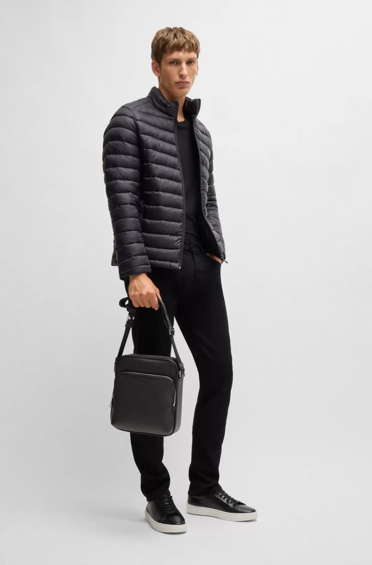 HUGO BOSS Skuldertaske I Italiensk Læder Med Præget Logo Sort Discount