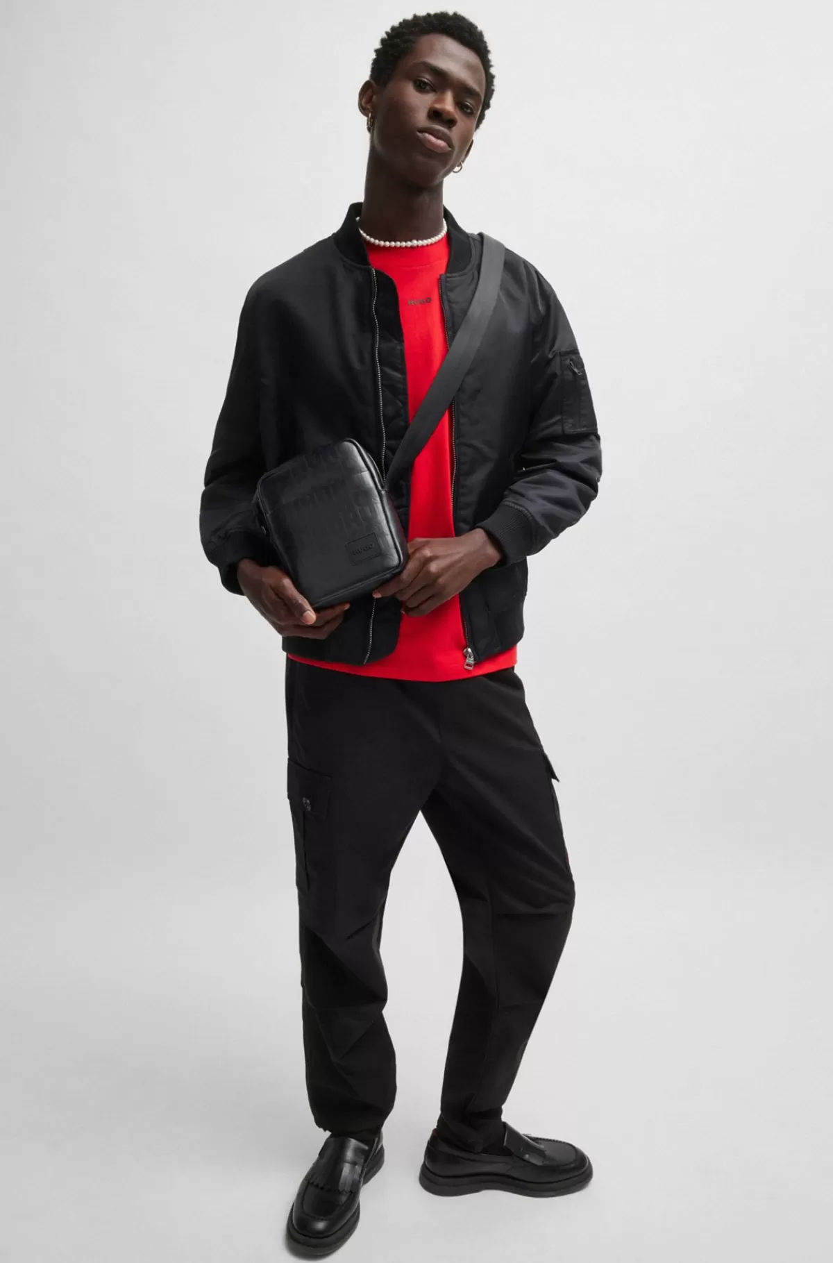 HUGO BOSS Skuldertaske I Kunstlæder Med Gentaget Logografik Sort Shop