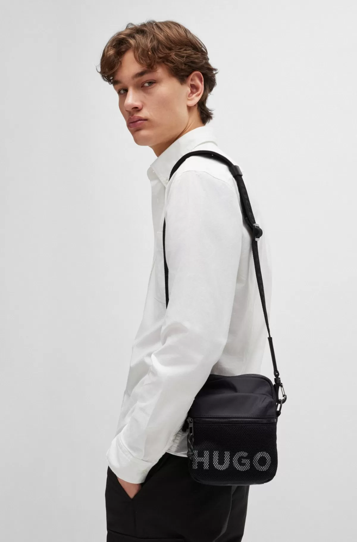 HUGO BOSS Skuldertaske Med Kontrastlogo Og Mesh Sort Hot