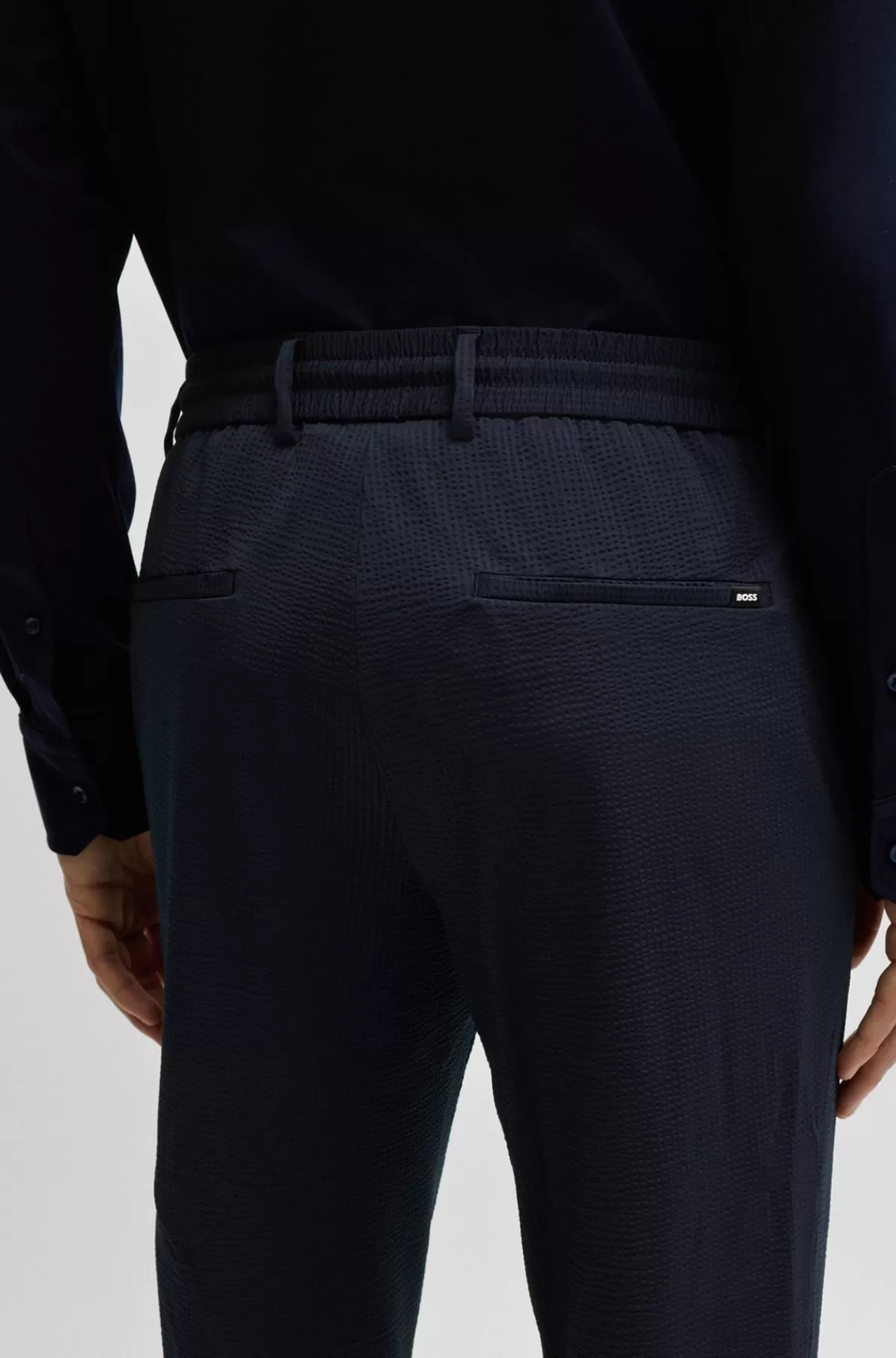 HUGO BOSS Slim Fit Bukser I Bæk Og Bølge Med Performance-stræk Mørkeblå Flash Sale