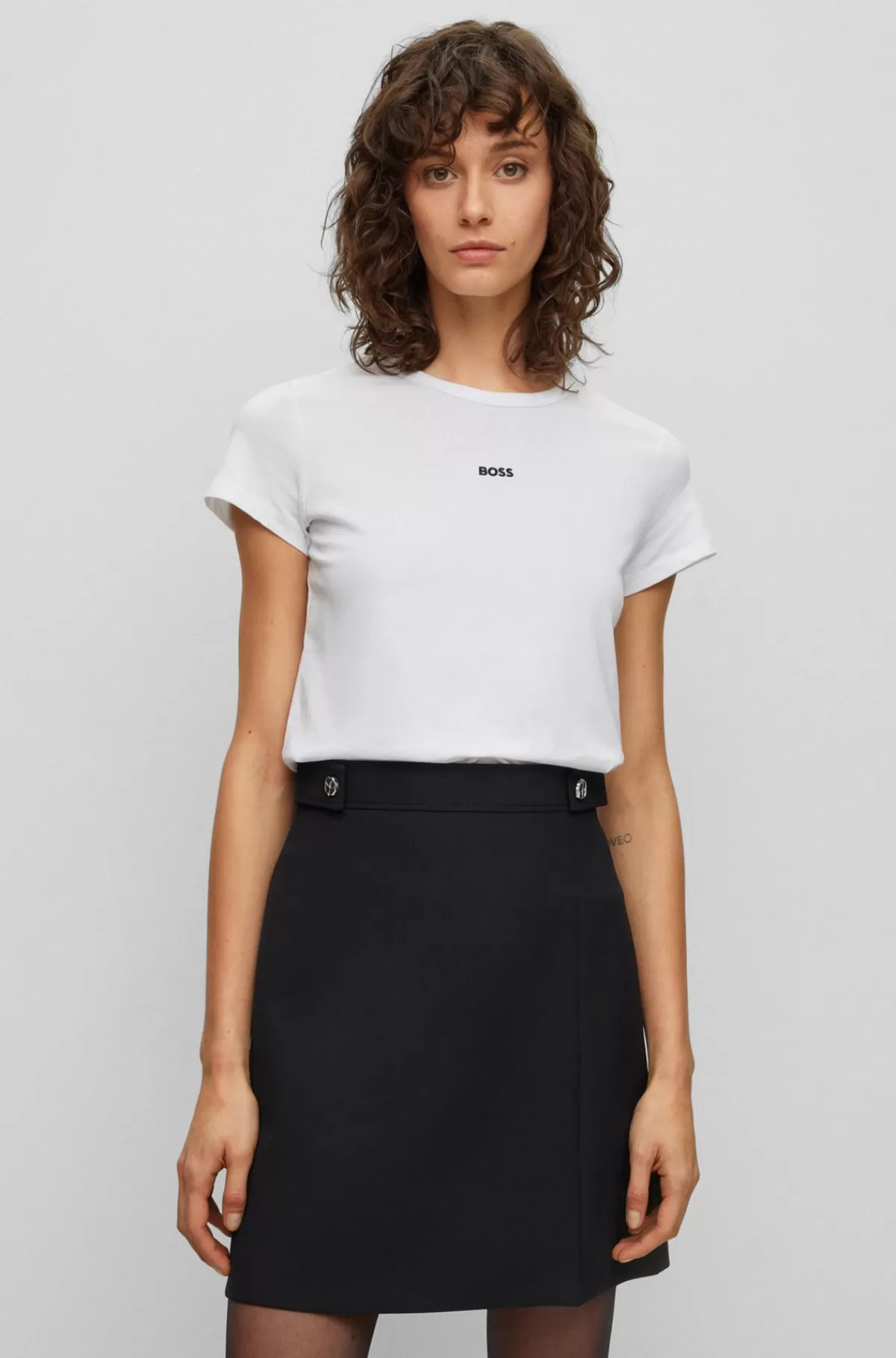 HUGO BOSS Slim Fit T-shirt I økologisk Bomuld Med Logo I Kontrastfarve Hvid Shop