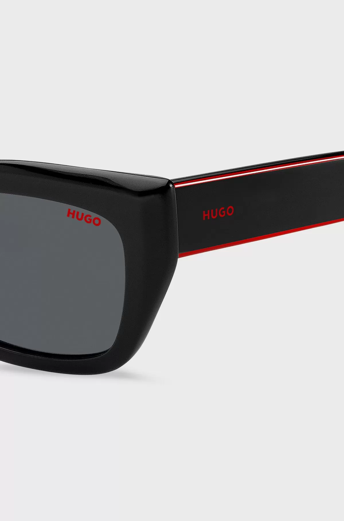 HUGO BOSS Solbriller I Acetat Med Signaturrøde Stænger Med Accenttone Sort Online