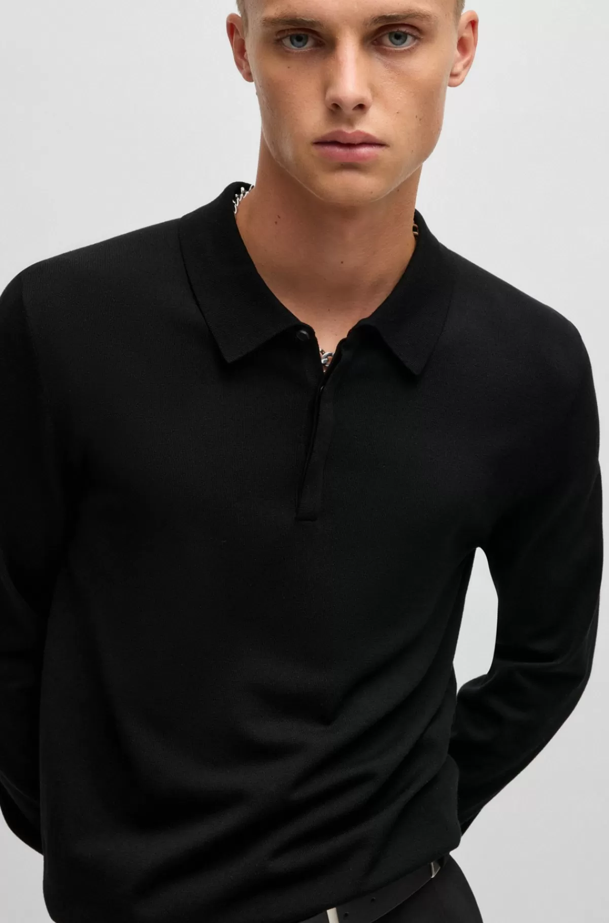 HUGO BOSS Strikket Slim Fit Polosweater Med Skjult Stolpelukning Sort Hot
