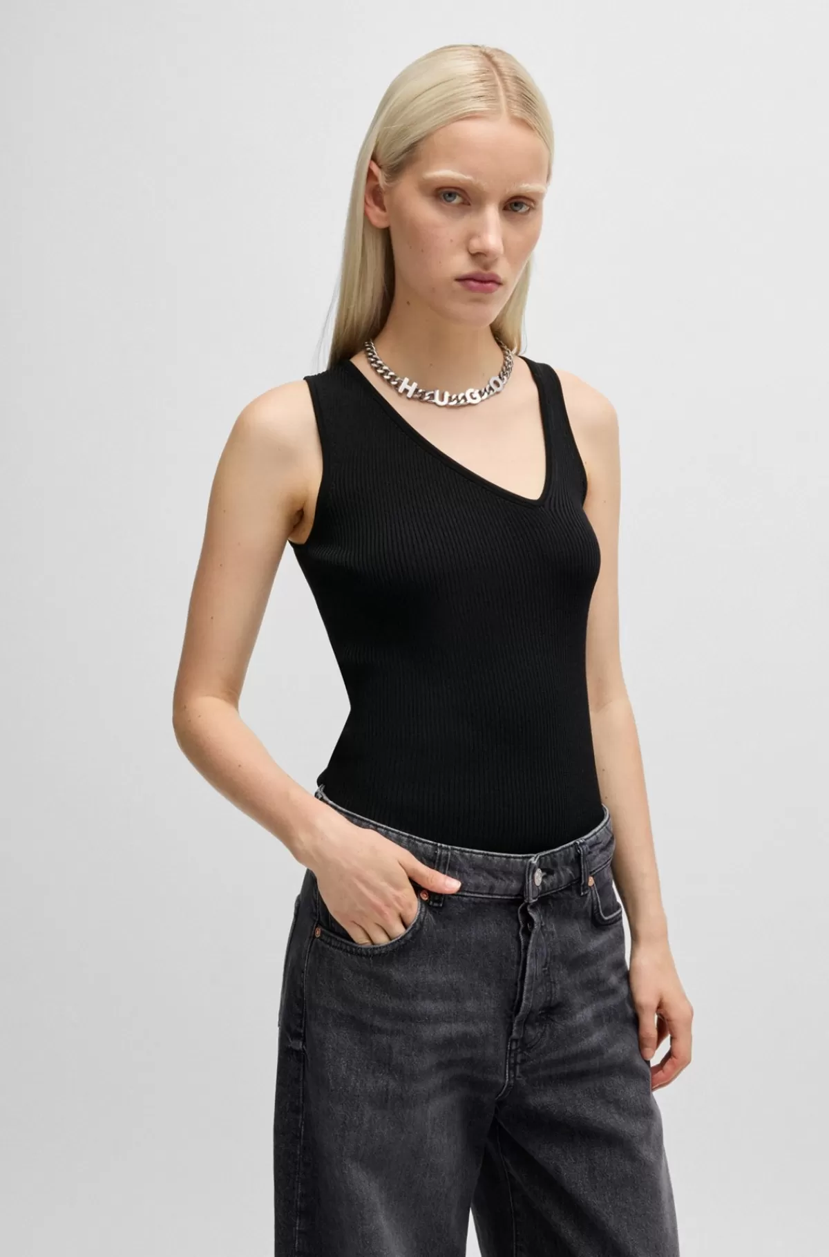HUGO BOSS Strikket Top Uden ærmer Med Asymmetrisk V-hals Sort Clearance