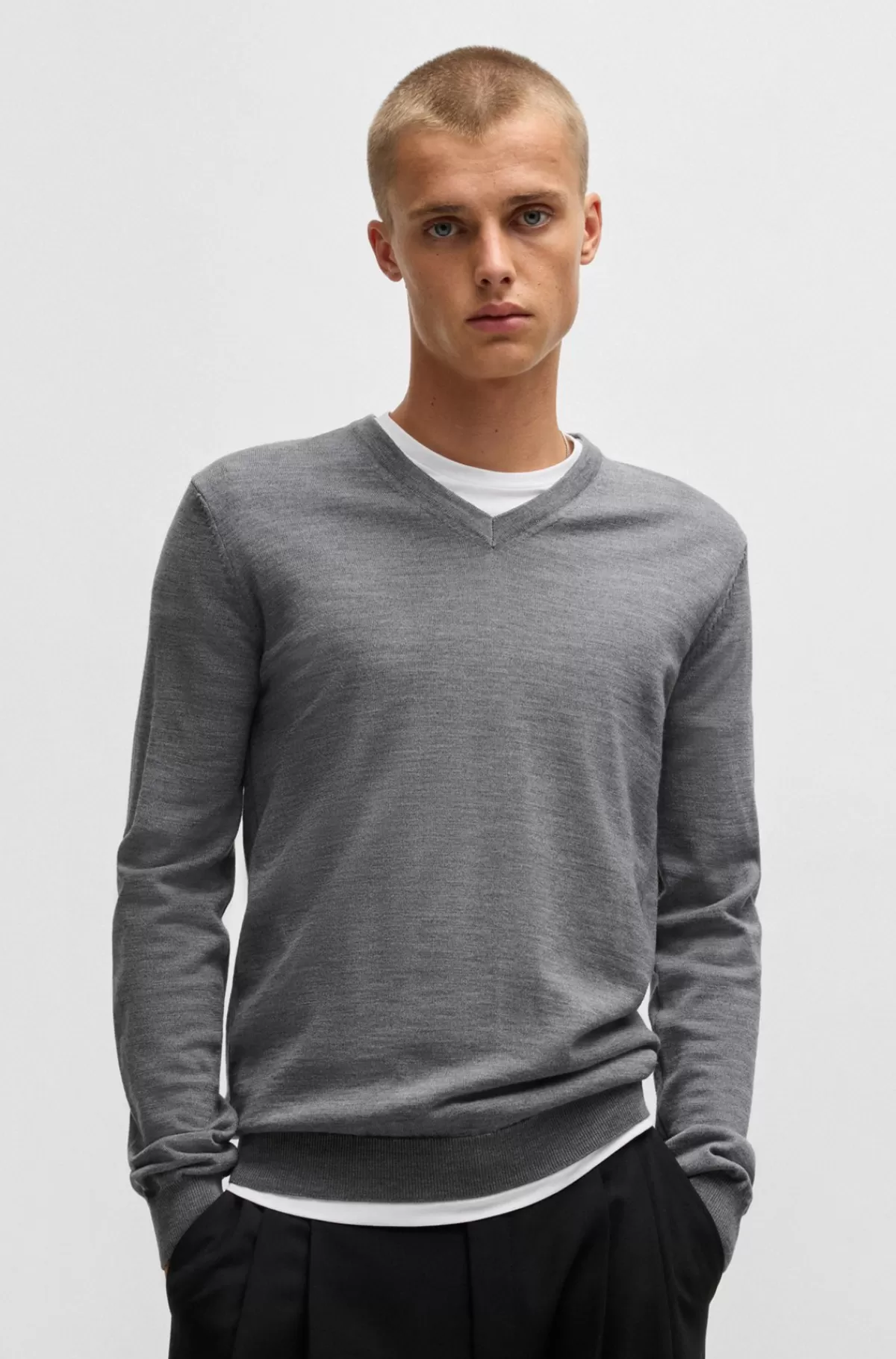 HUGO BOSS Sweater I Ny Uld Med Regular Fit Og V-hals Grå Flash Sale
