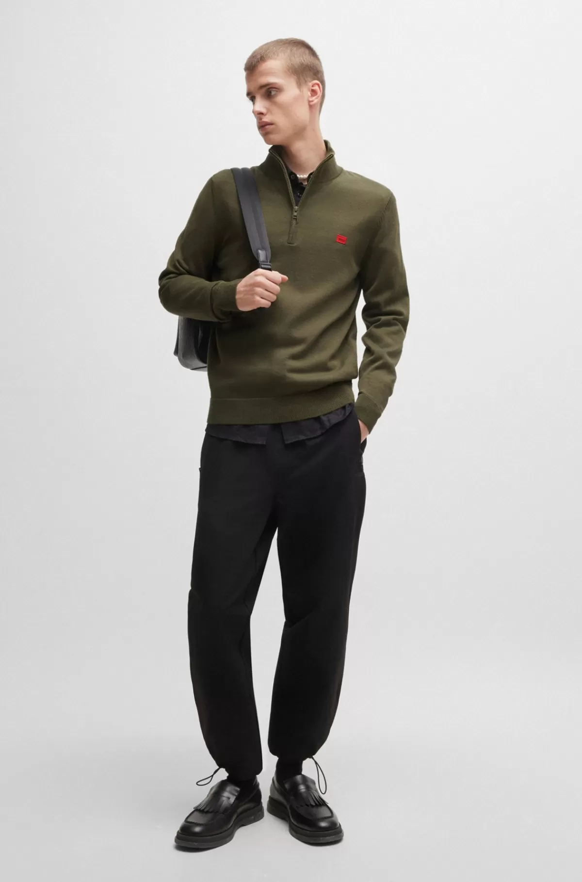 HUGO BOSS Sweater I Strikket Bomuld Med Lynlås I Halsen Og Rødt Logomærkat Kaki Shop