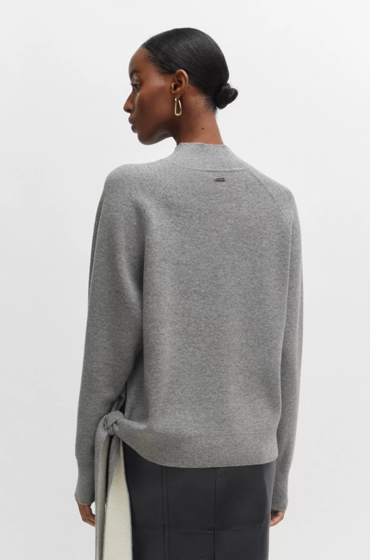 HUGO BOSS Sweater Med Bindedetalje I Ny Uld Og Kashmir Grå Hot