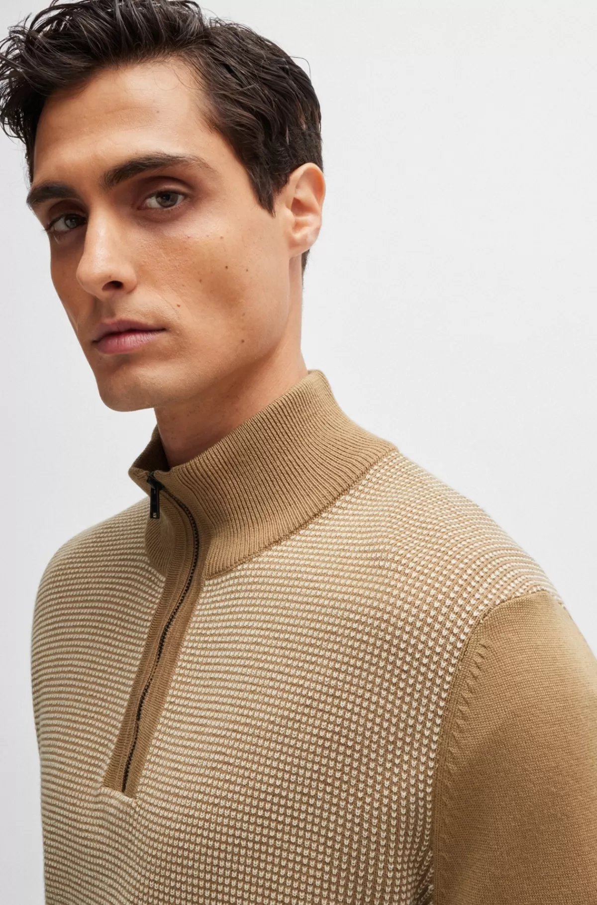HUGO BOSS Sweater Med Lynlås I Halsen I Ny Uld Med Blandede Strukturer Beige Shop