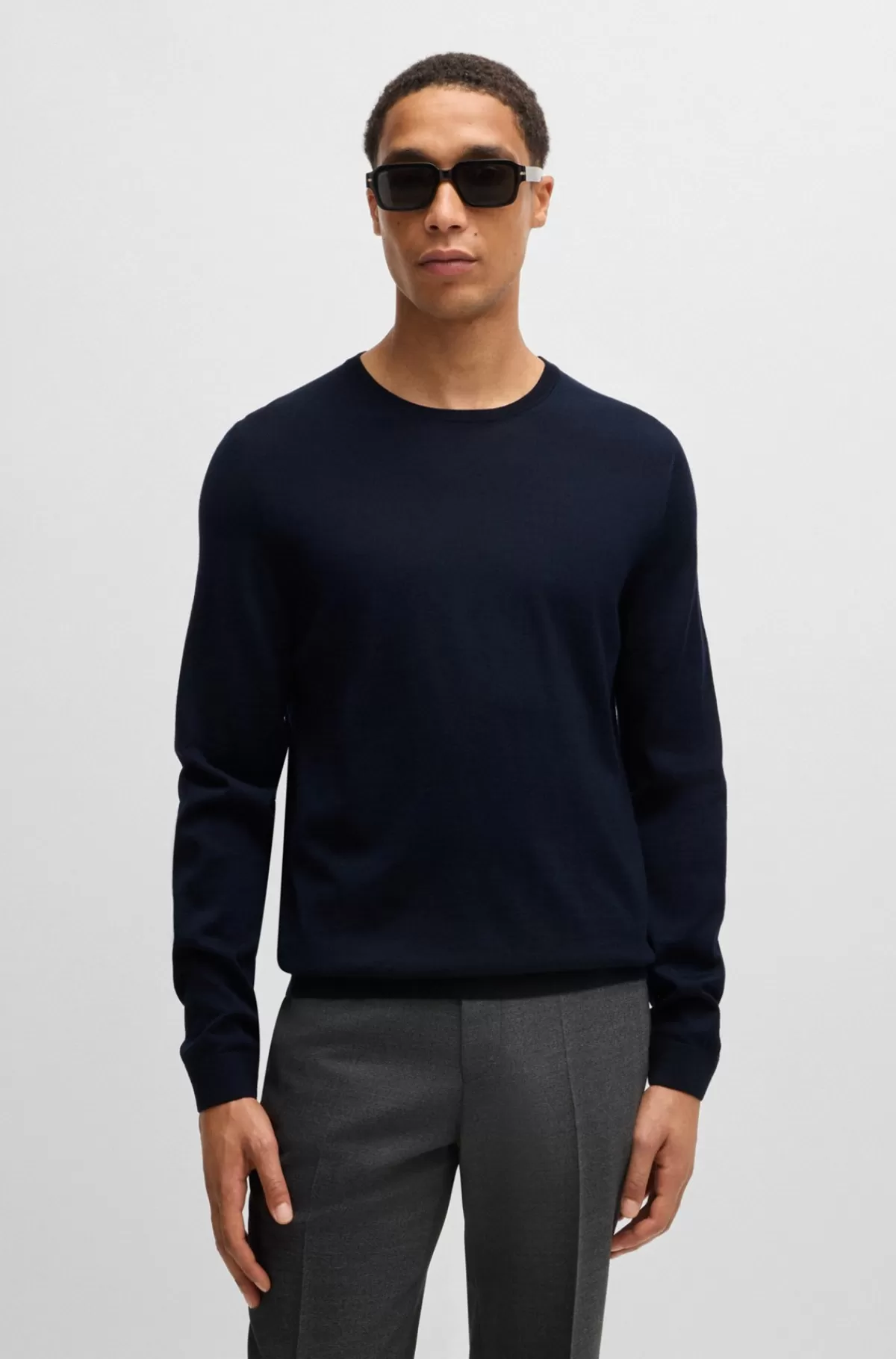 HUGO BOSS Sweater Med Slim Fit Og Crew Neck I Ny Uld Mørkeblå Fashion