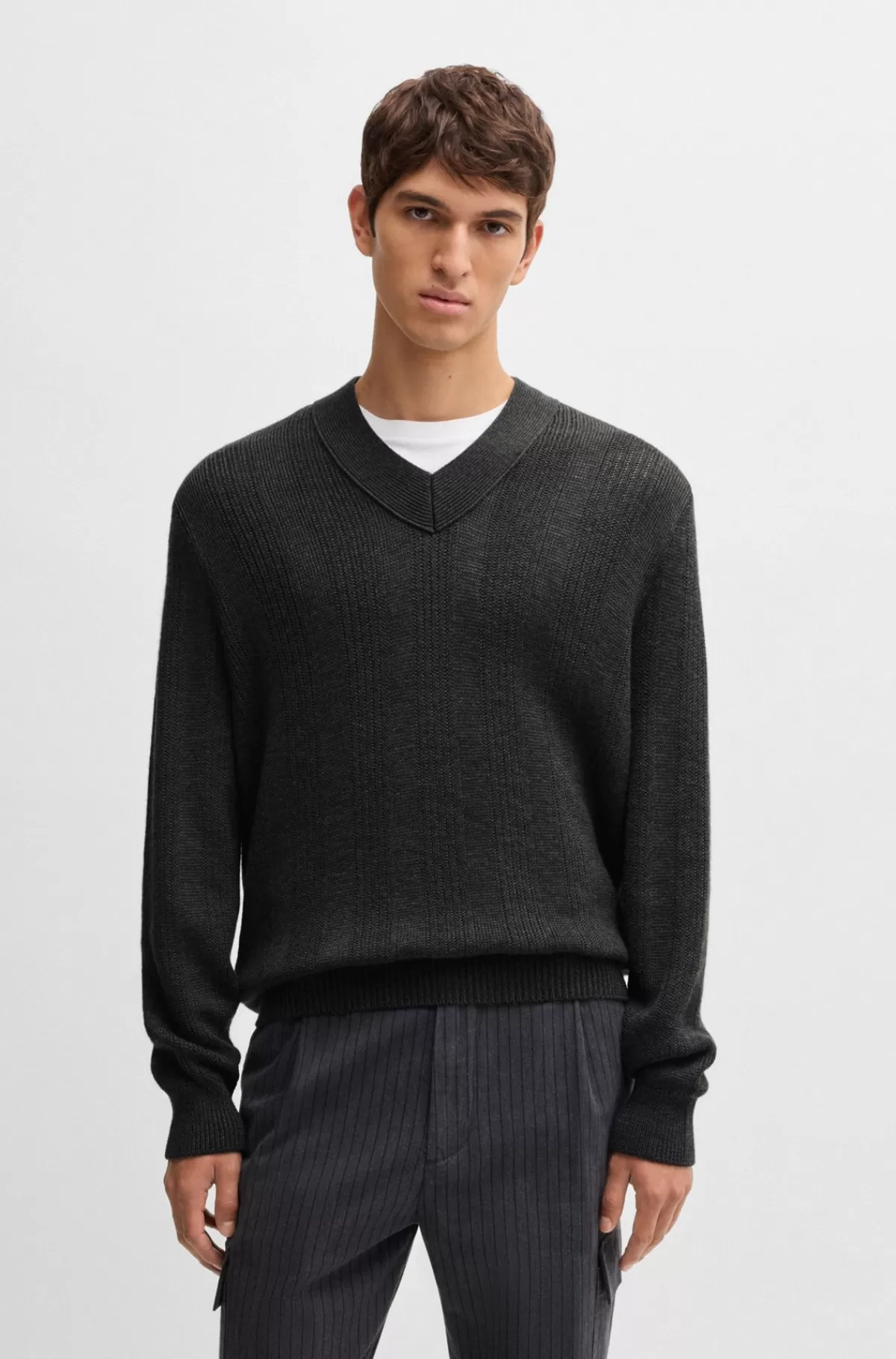 HUGO BOSS Sweater Med V-hals Og Forskellige Strukturer I Ny Uld Mørkegrå Online