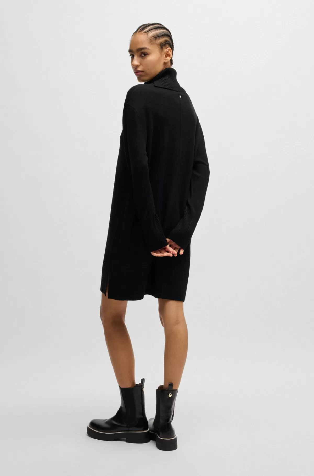 HUGO BOSS Sweaterkjole I Uldblanding Med Slids I Kraven Og Forneden Sort Outlet