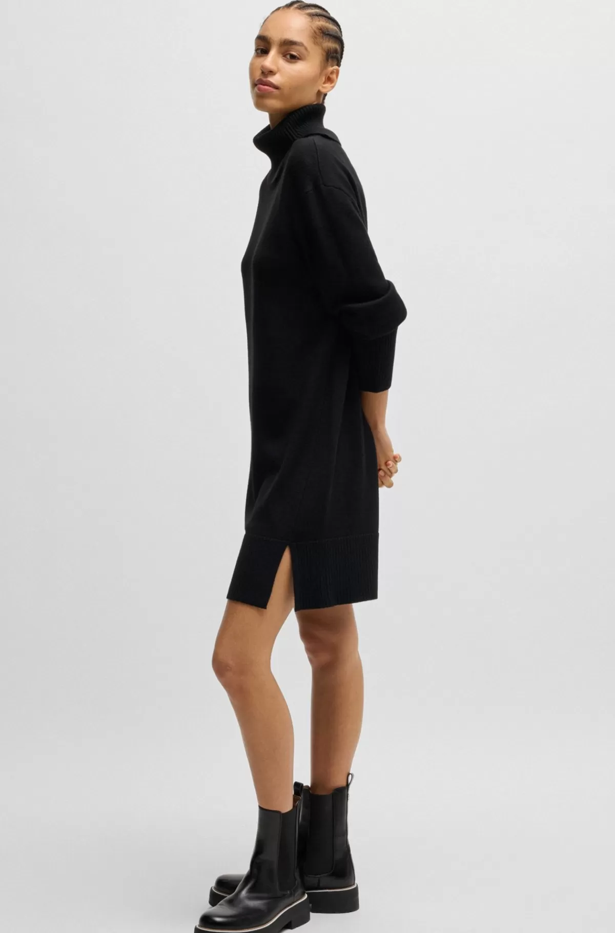 HUGO BOSS Sweaterkjole I Uldblanding Med Slids I Kraven Og Forneden Sort Outlet