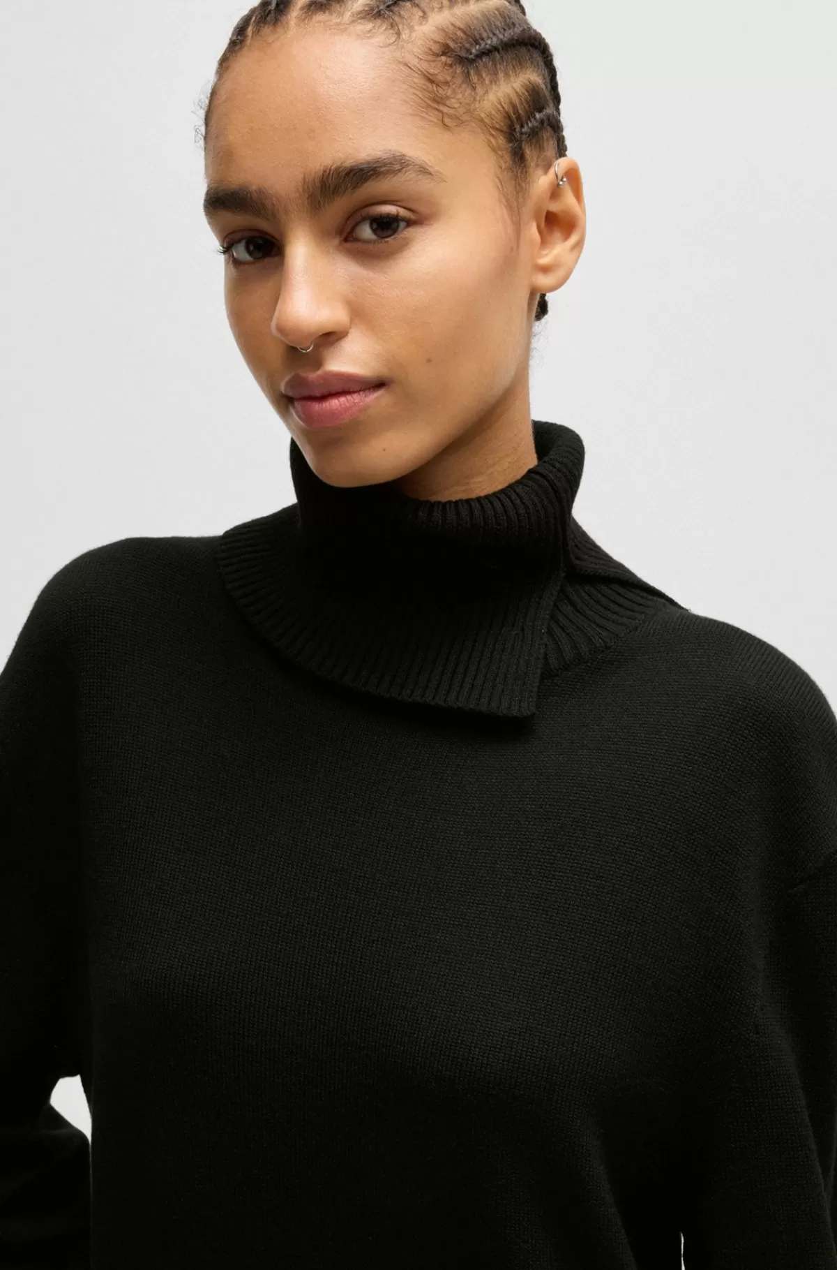 HUGO BOSS Sweaterkjole I Uldblanding Med Slids I Kraven Og Forneden Sort Outlet