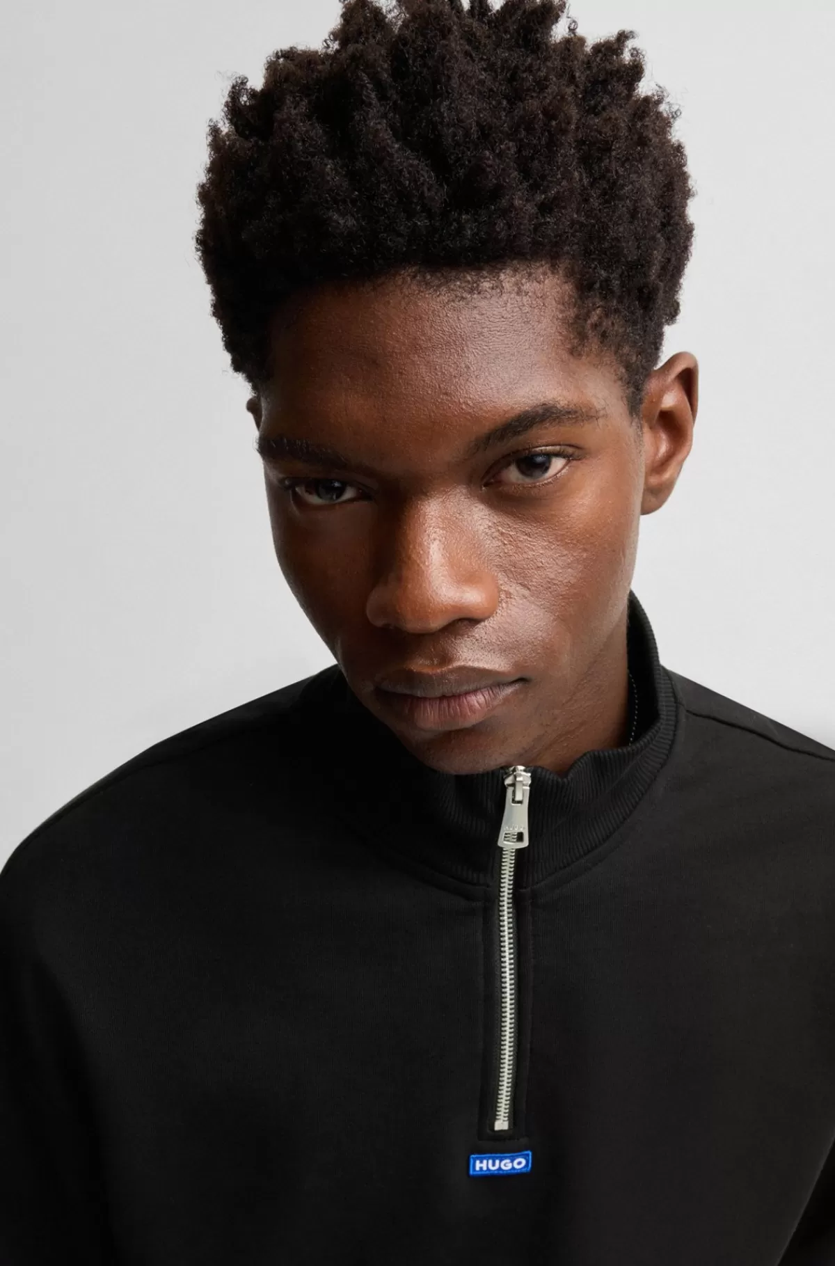 HUGO BOSS Sweatshirt I Bomuld Med Lynlåslukning Og Blåt Logo Sort Online