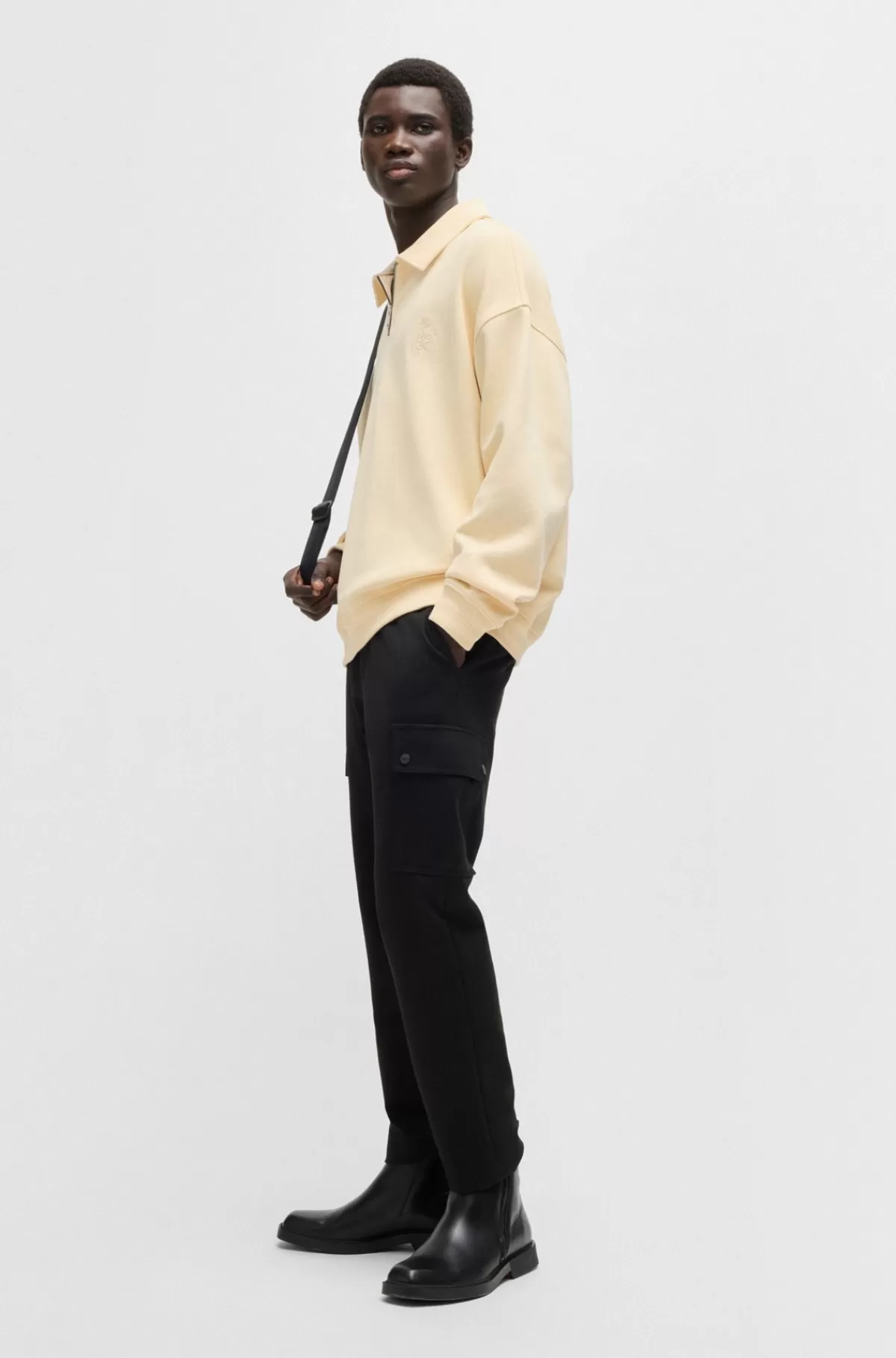 HUGO BOSS Sweatshirt I Bomuldsblanding Med Lynlås I Halsen Og Blomstret Logo Lys beige Discount