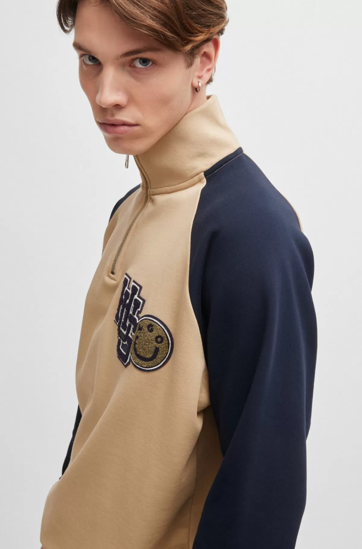 HUGO BOSS Sweatshirt I Bomuldsfrotté Med Varsity-inspireret Logomærke Beige Shop