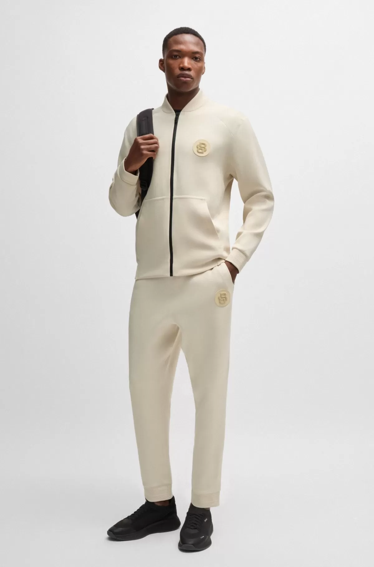HUGO BOSS Sweatshirt Med Regular Fit Og Lynlås Samt Badge Med Dobbeltmonogram Naturlig Outlet