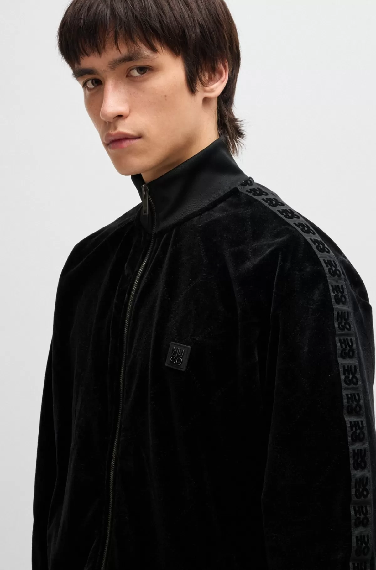 HUGO BOSS Sweatshirt Med Relaxed Fit I Fløjl Med Stræk Og Signaturkædemønster Sort Cheap
