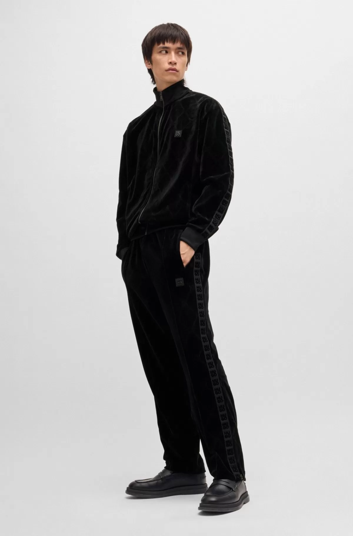 HUGO BOSS Sweatshirt Med Relaxed Fit I Fløjl Med Stræk Og Signaturkædemønster Sort Cheap