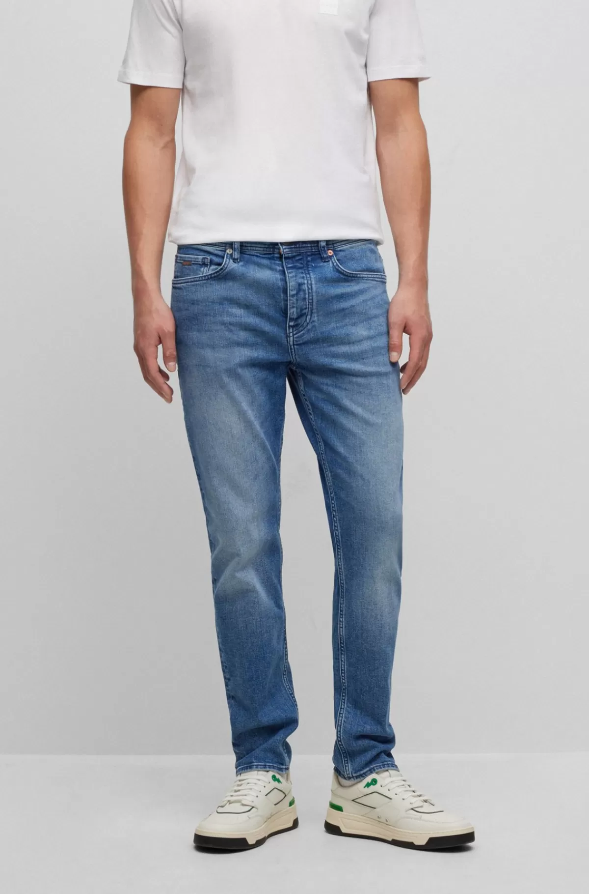 HUGO BOSS Tapered Fit Jeans I Behagelig Denim Med Stræk Blå Cheap