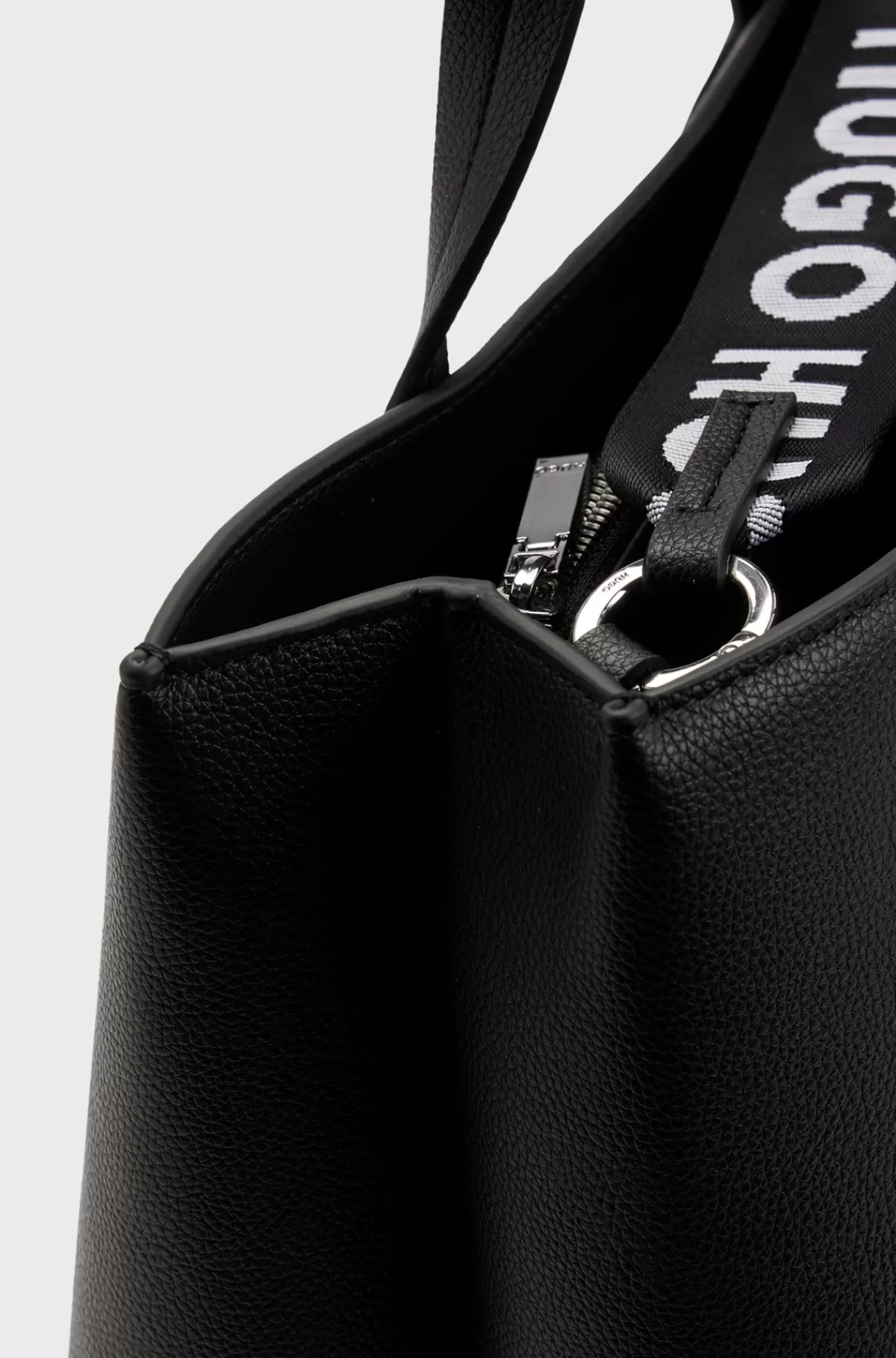 HUGO BOSS Tote Bag I Imiteret Narvlæder Med Brandet Rem Sort Clearance