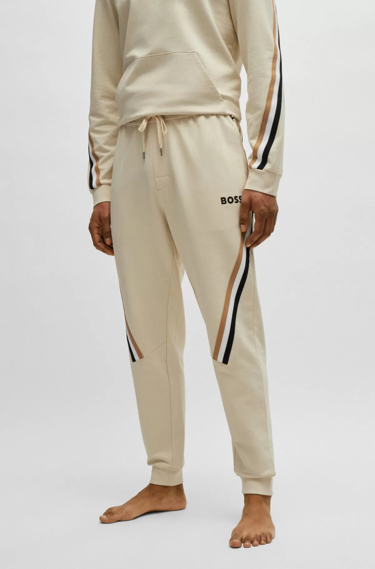 HUGO BOSS Tracksuit-bukser I Sweatkvalitet Af Bomuld Med Signaturstribet Bånd Lys beige Online
