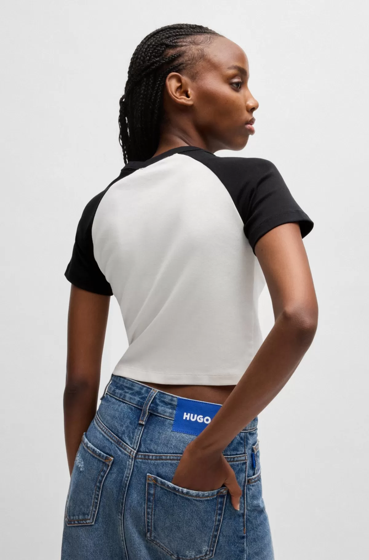 HUGO BOSS T-shirt I Bomuld Med Regular Fit Og Kontrastfarvede Kanter Samt Cool Grafik Sort Fashion