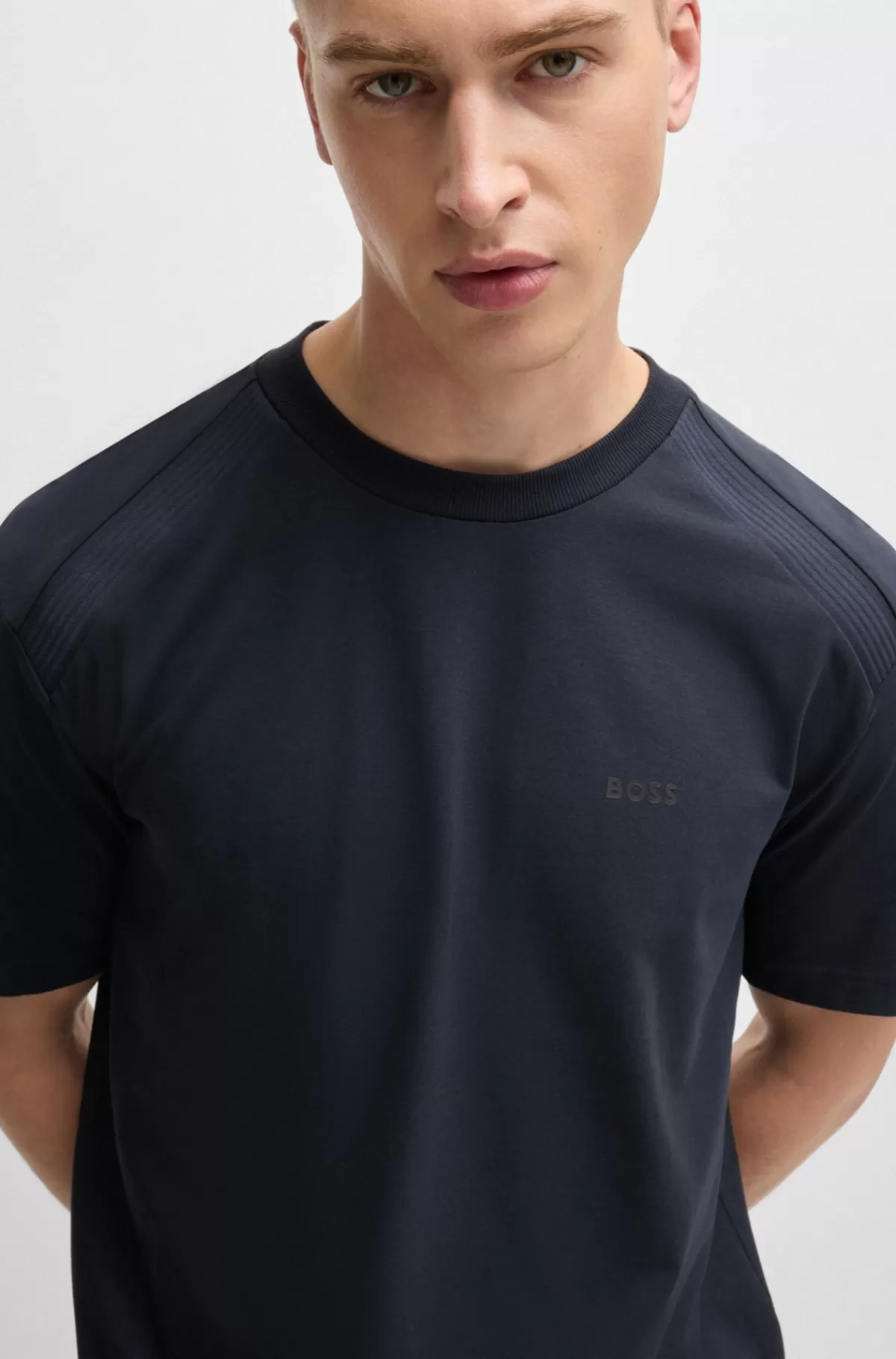 HUGO BOSS T-shirt I Bomuld Med Stræk, Crew Neck Og Logodetalje Mørkeblå Best Sale