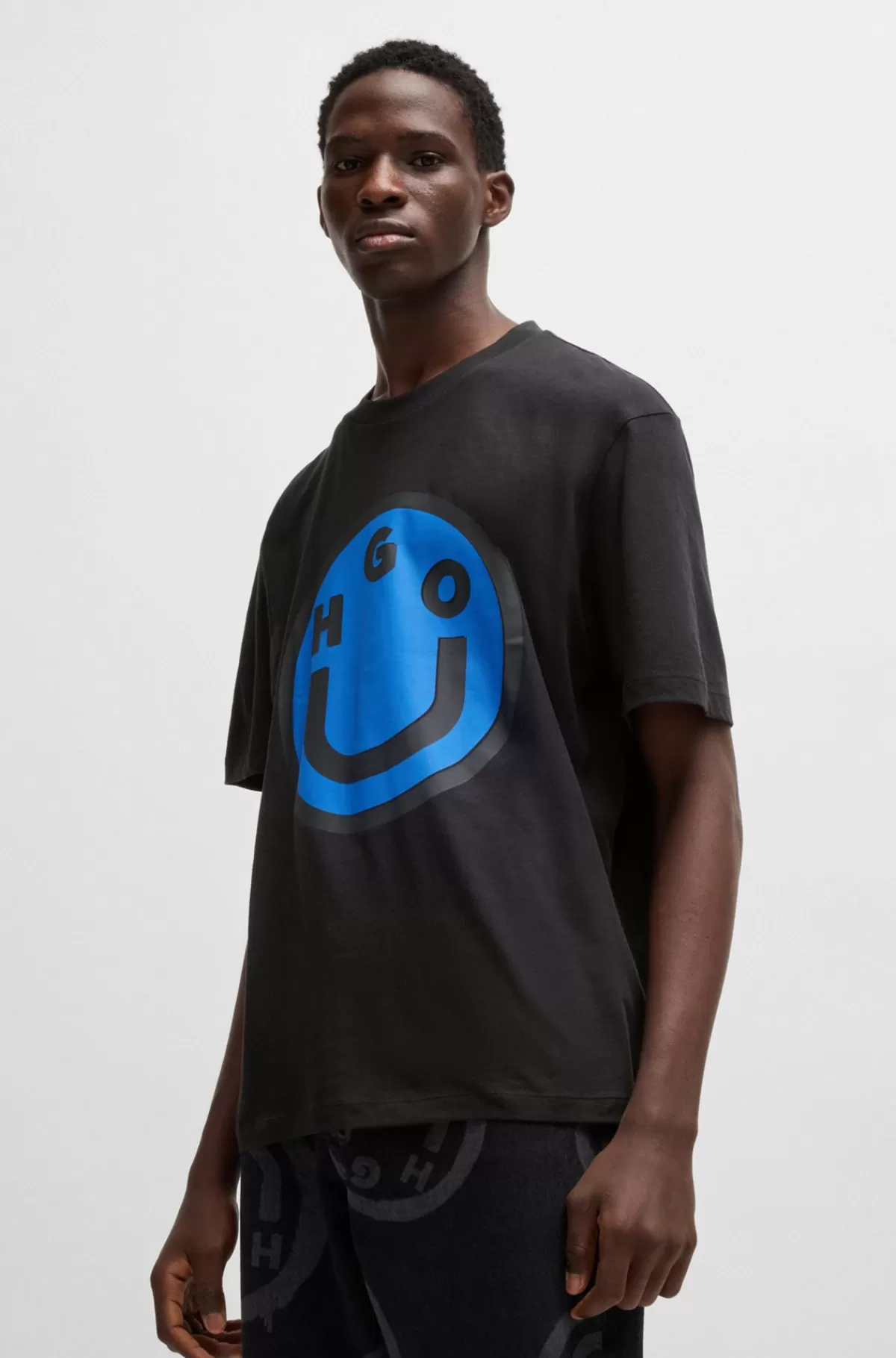 HUGO BOSS T-shirt I Bomuldsjersey Med Happy HUGO Logo Sort Shop