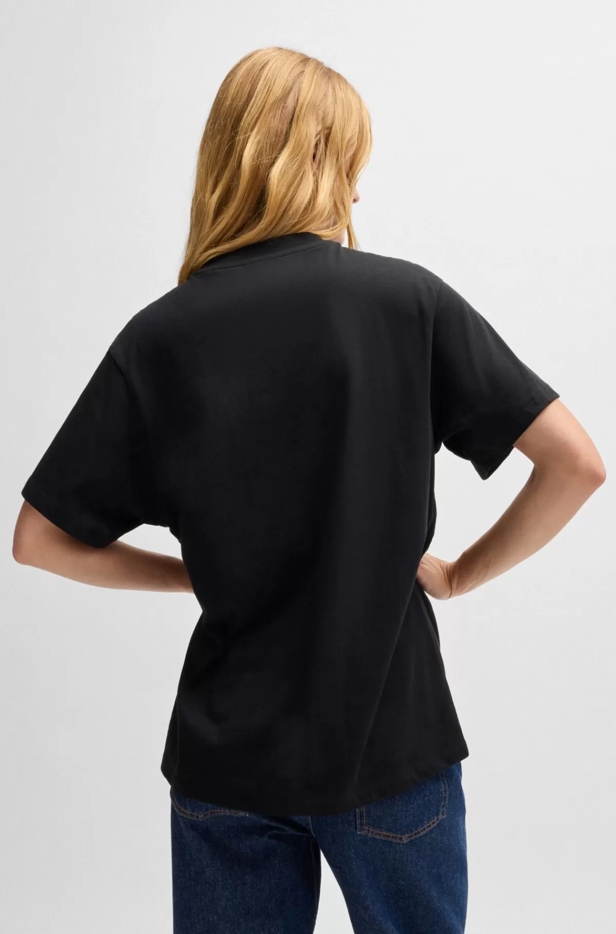 HUGO BOSS T-shirt I Bomuldsjersey Med Logobadge Sort Fashion