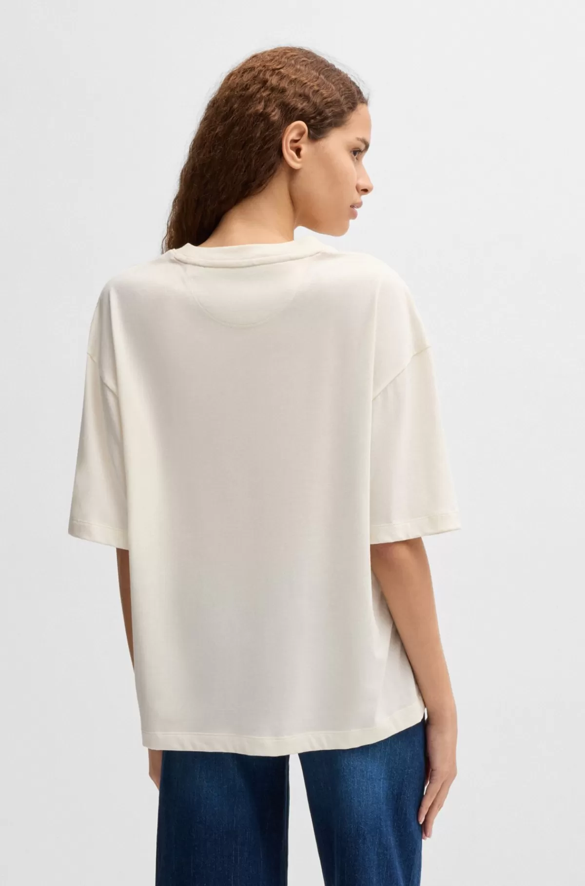 HUGO BOSS T-shirt I Bomuldsjersey Med Oversize Fit Og Sæsonens Grafik Naturlig Shop