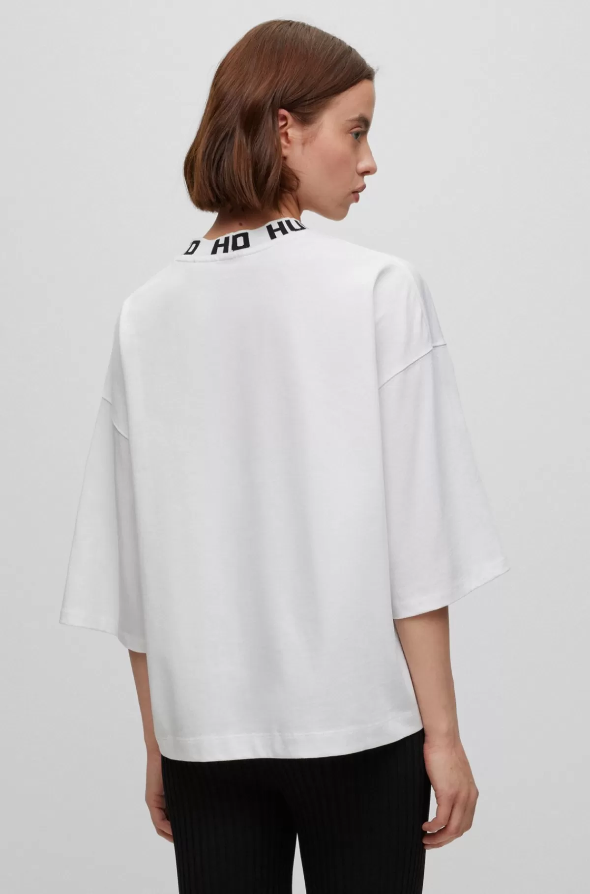 HUGO BOSS T-shirt I Bomuldsjersey Med Relaxed Fit Og Logokrave Hvid New