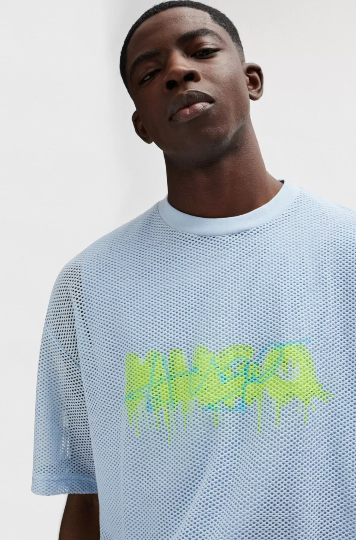 HUGO BOSS T-shirt I Mesh Med Oversize Fit Og Den Nye Sæsons Logo Lyseblå Online
