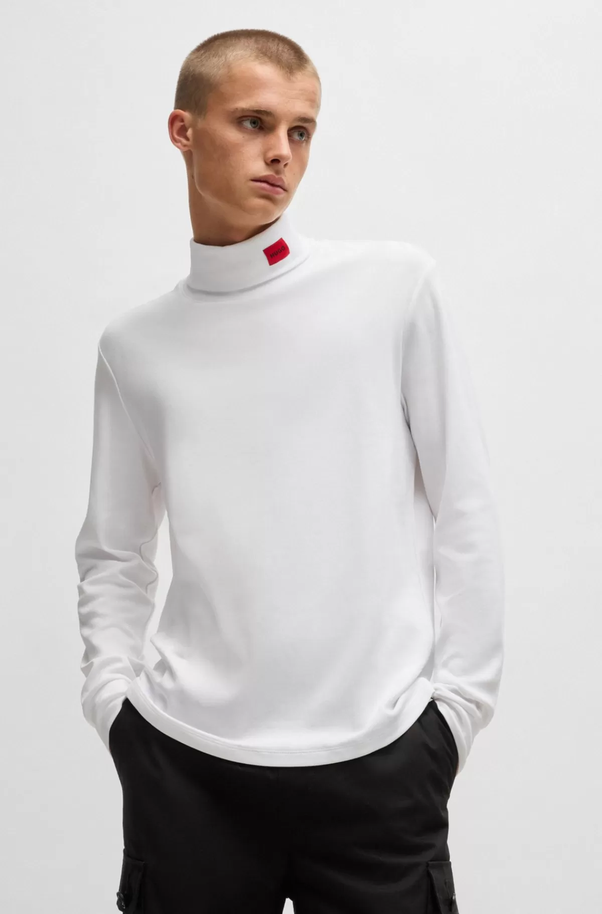 HUGO BOSS T-shirt I Slank Pasform Med Lange ærmer Og Rødt Logomærke Hvid Hot