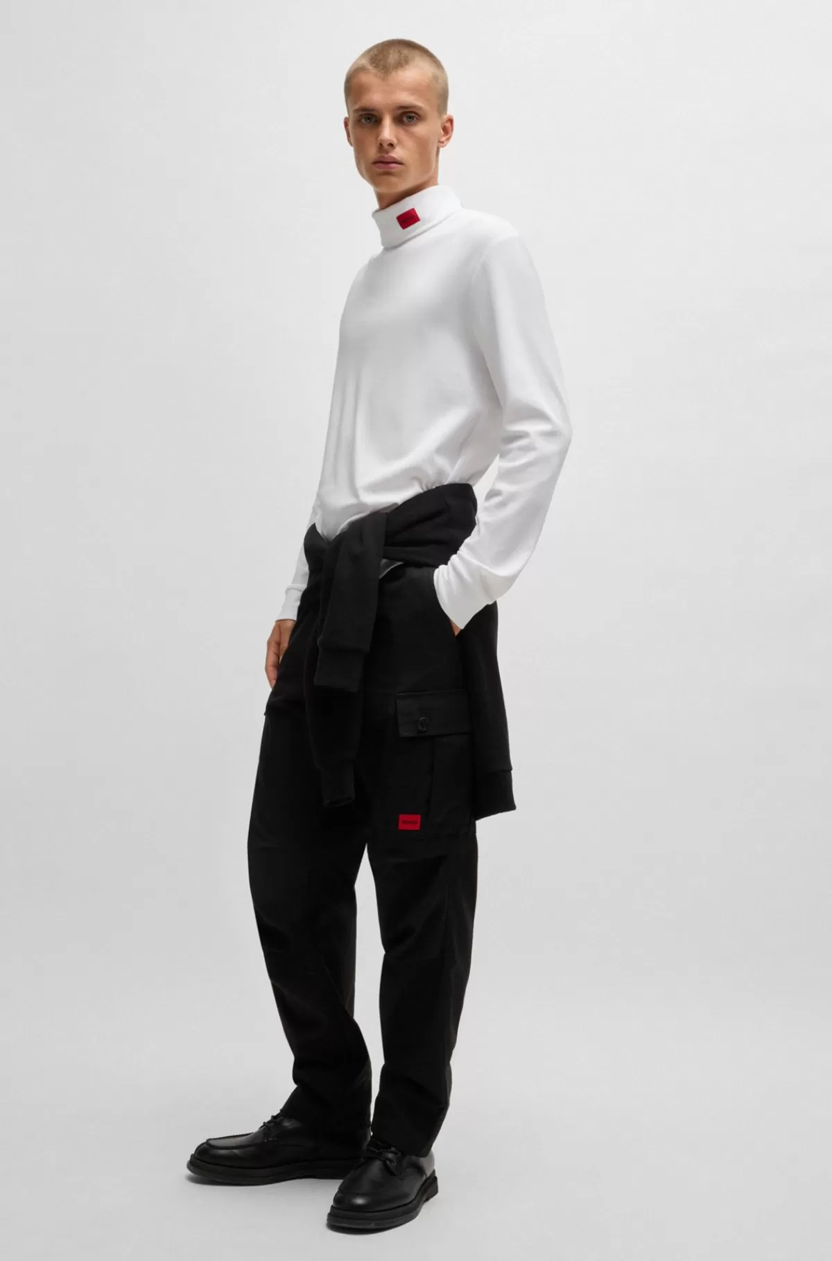 HUGO BOSS T-shirt I Slank Pasform Med Lange ærmer Og Rødt Logomærke Hvid Hot
