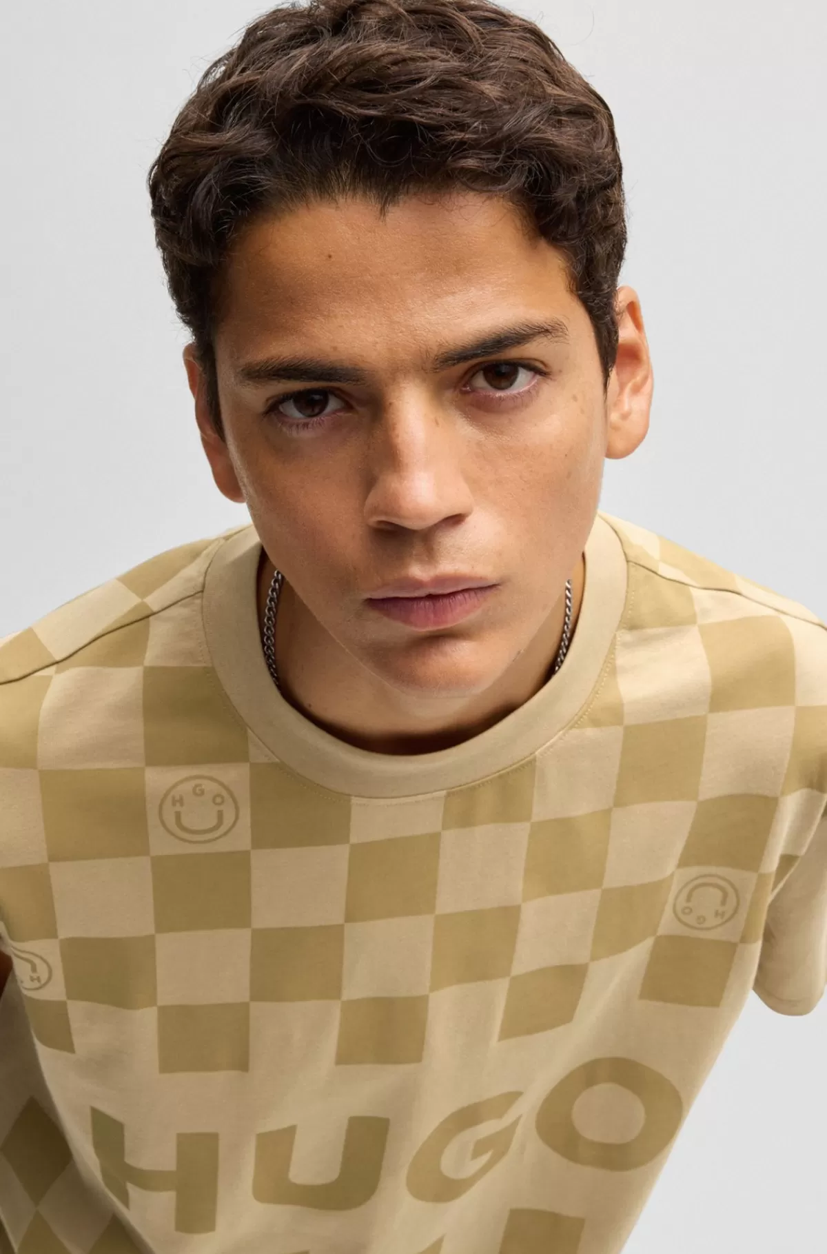 HUGO BOSS T-shirt Med Loose Fit I Bomuldsjersey Med Skakternet Print Beige New