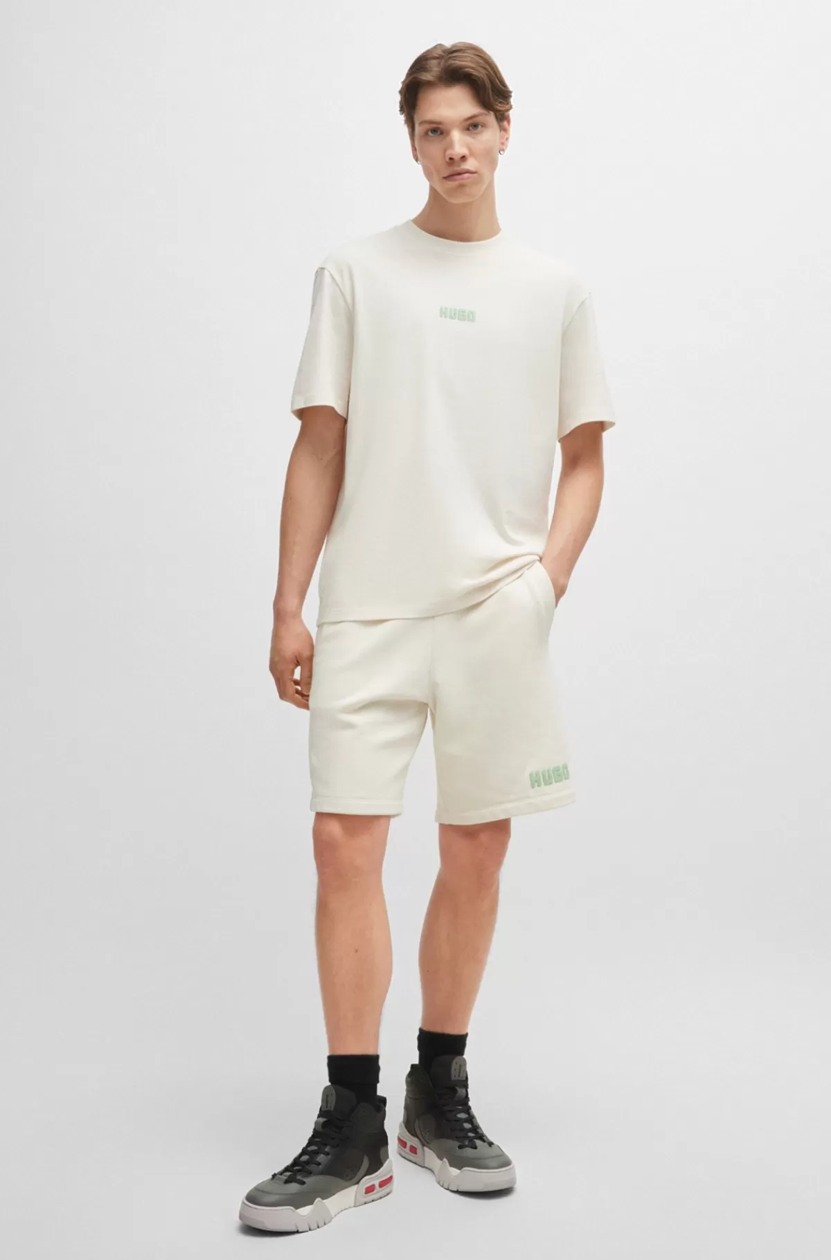 HUGO BOSS T-shirt Med Relaxed Fit I Bomuld Med Store Logoer På Ryggen Naturlig Best Sale