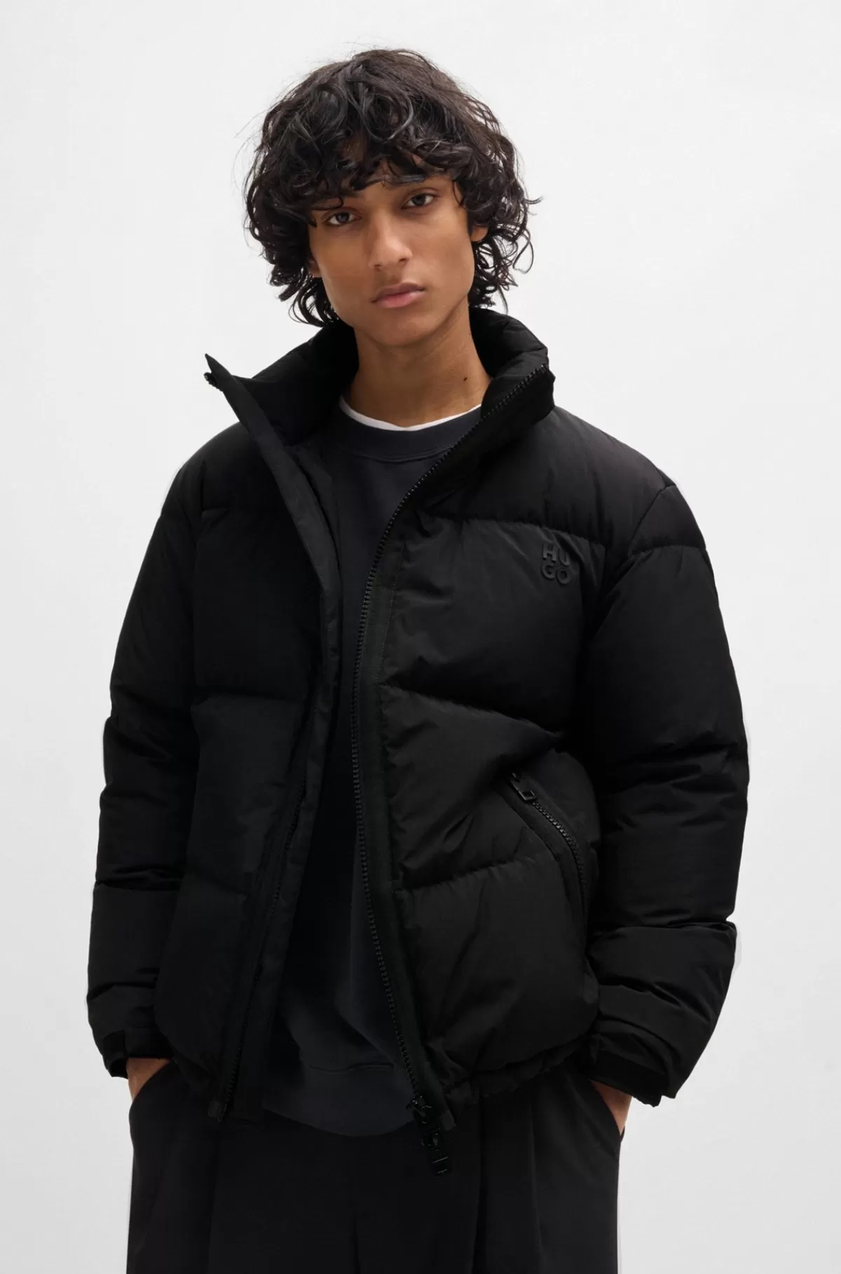 HUGO BOSS Vandskyende Dunjakke Med Stablet Logo Sort Discount
