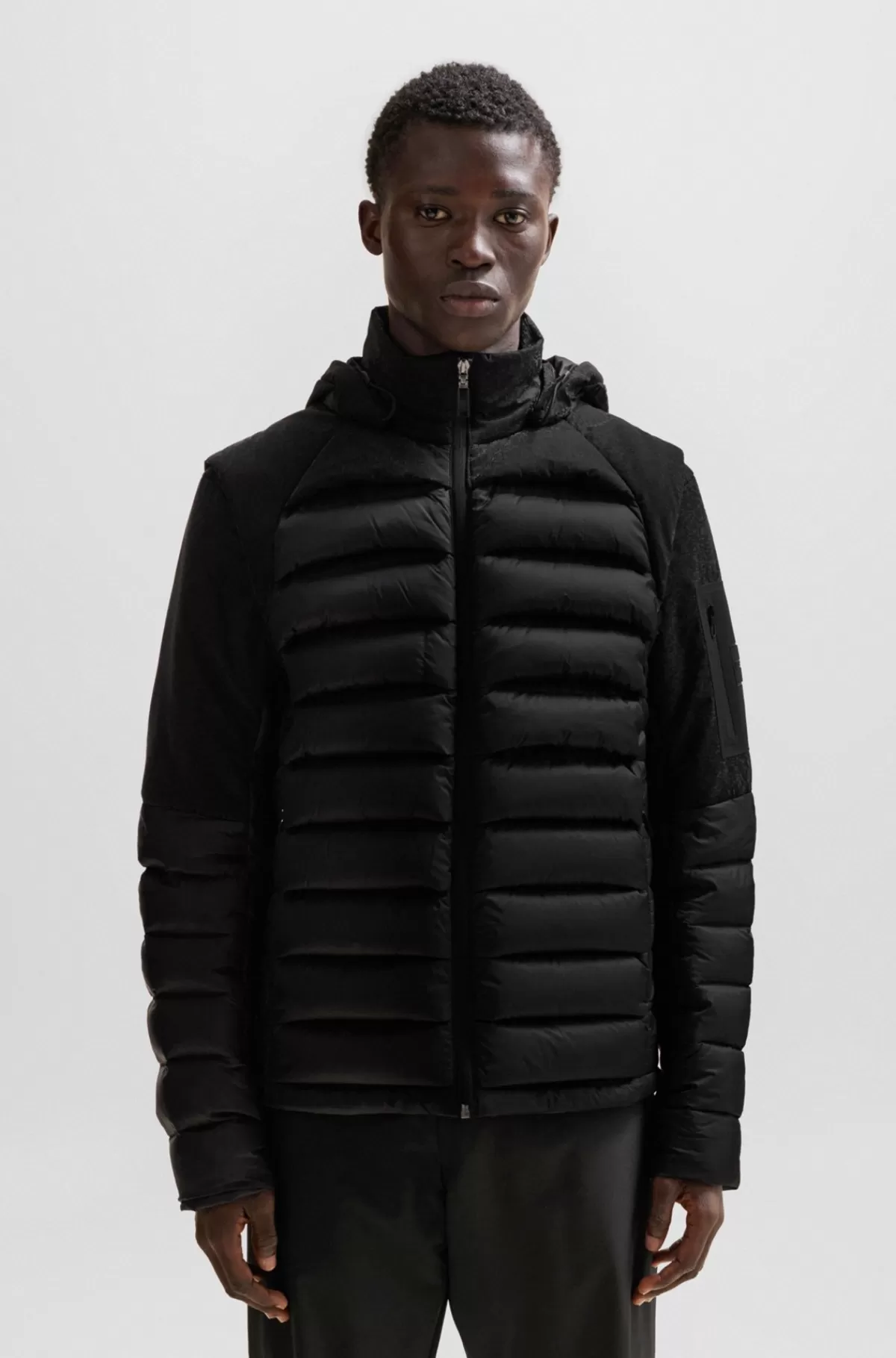 HUGO BOSS Vandskyende Jakke Med Aftagelige ærmer Og Hætte Sort Store