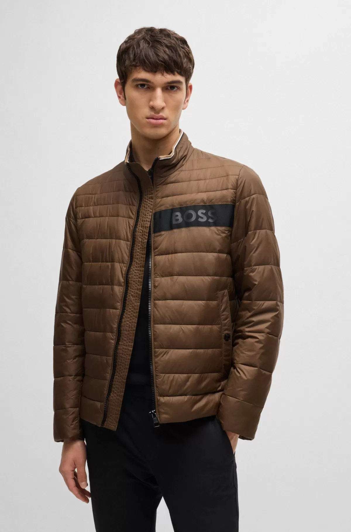 HUGO BOSS Vandskyende Jakke Med 3D-logobånd. Brun New