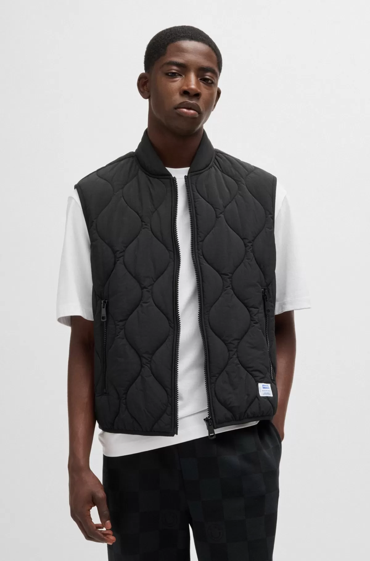 HUGO BOSS Vandskyende Quiltet Vest Med Logolap Sort Hot